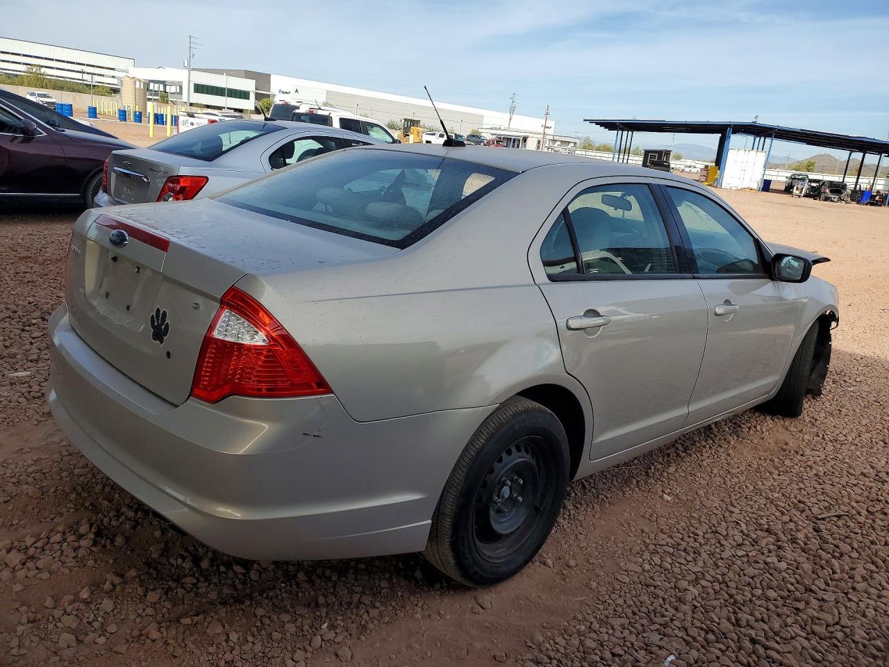 2010 Ford Fusion S - Image 3