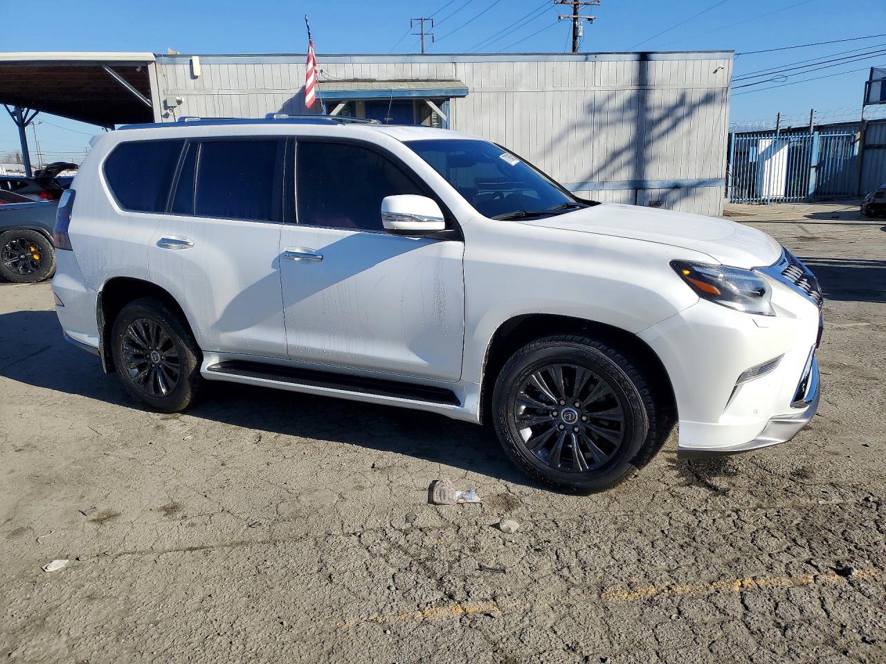 2023 Lexus Gx 460 Luxury - Image 4