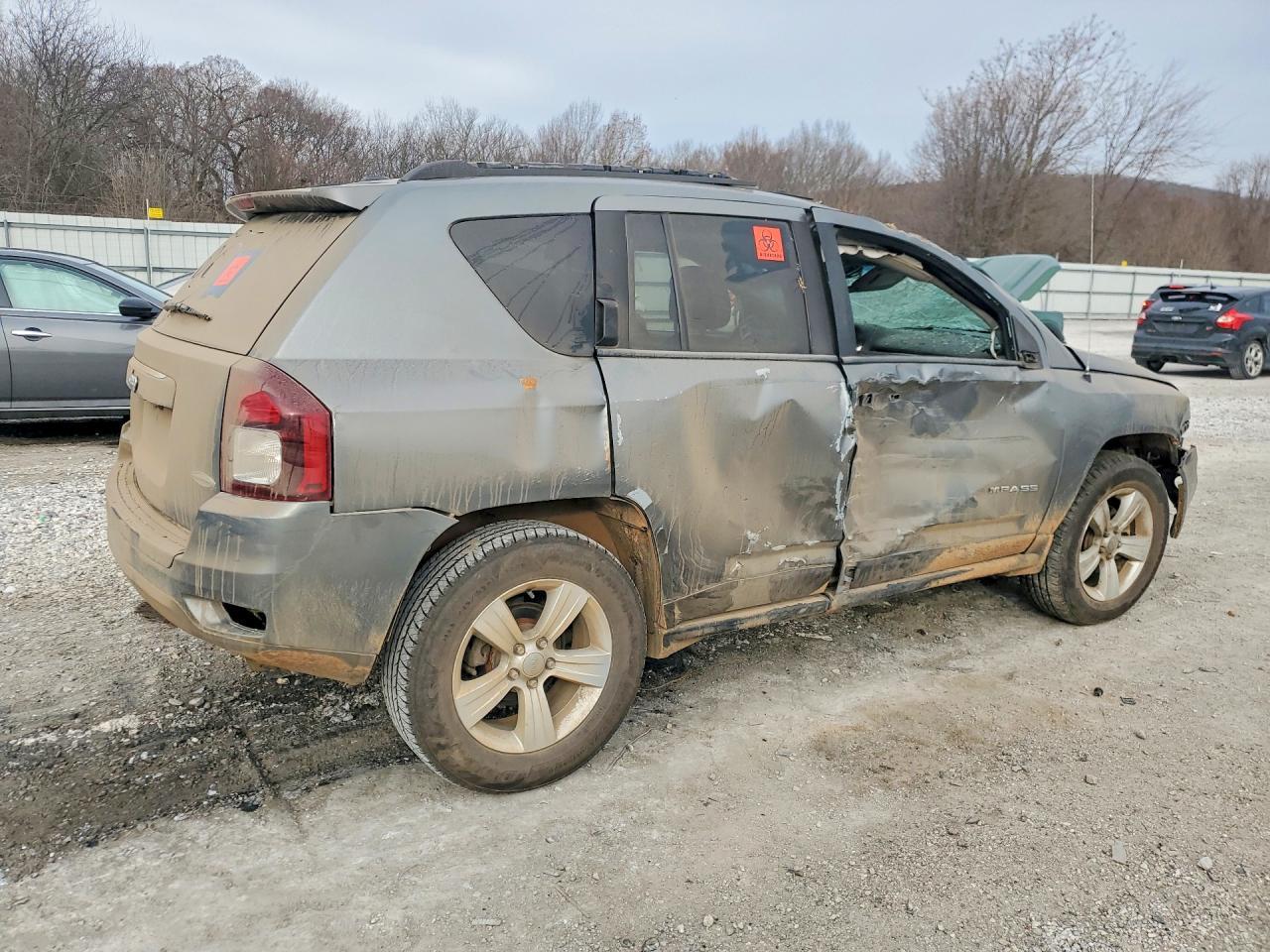 2014 Jeep Compass Latitude - Image 3