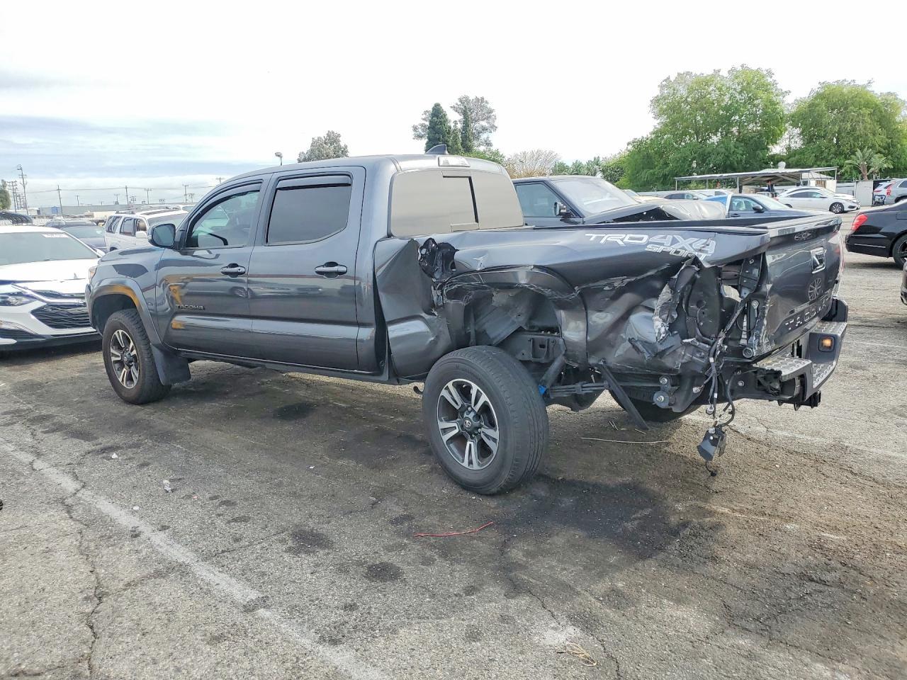 2023 Toyota Tacoma Double Cab - Фото 2