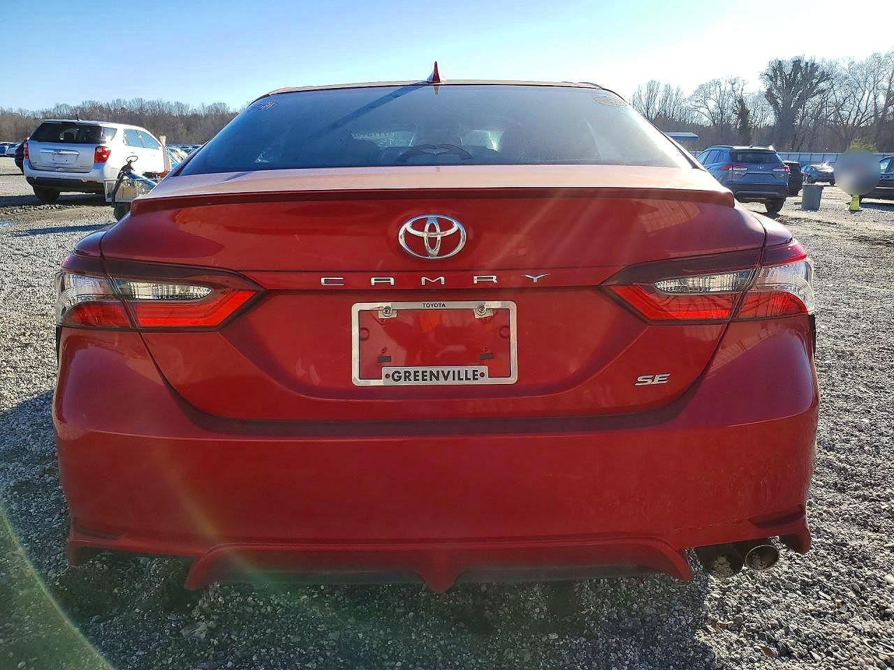 2021 Toyota Camry Se - Фото 6