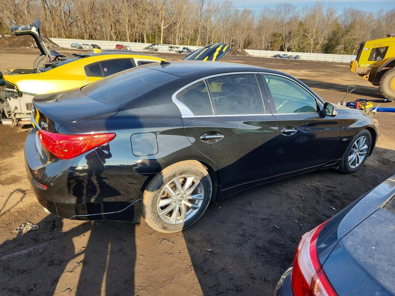 2017 Infiniti Q50 Premium - Фото 3