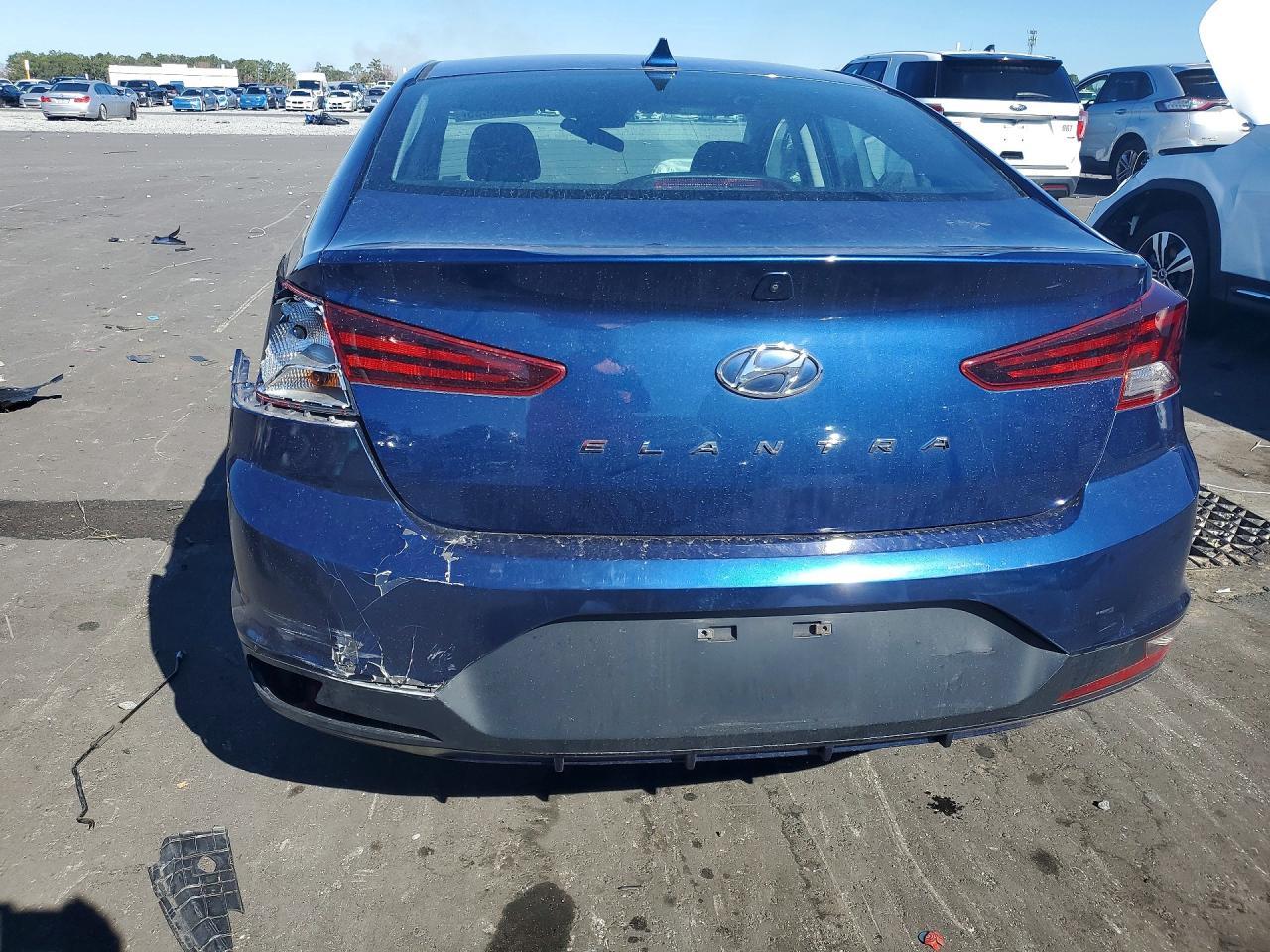 2020 Hyundai Elantra Sel - Фото 6