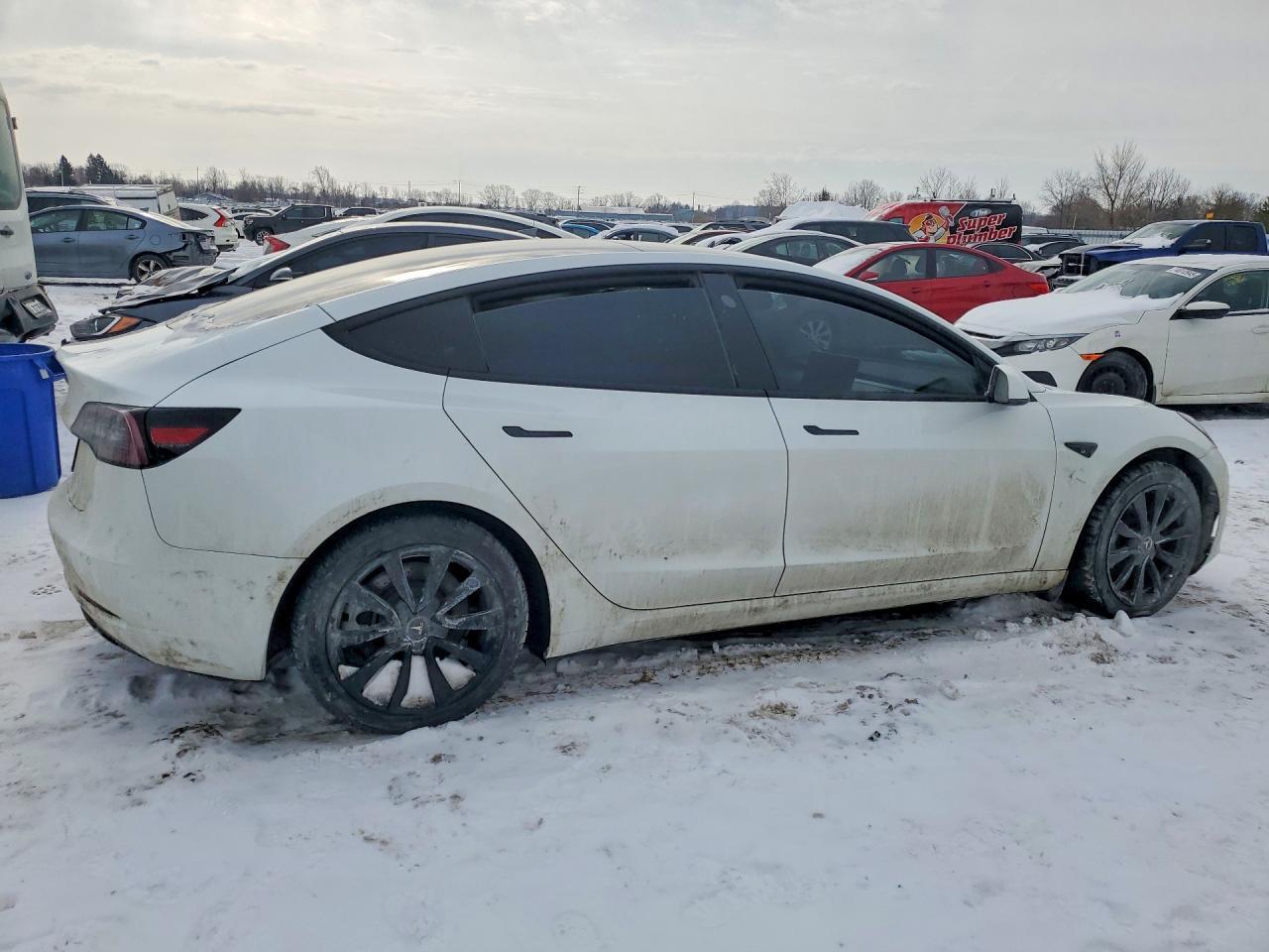 2022 Tesla Model 3 - Image 3