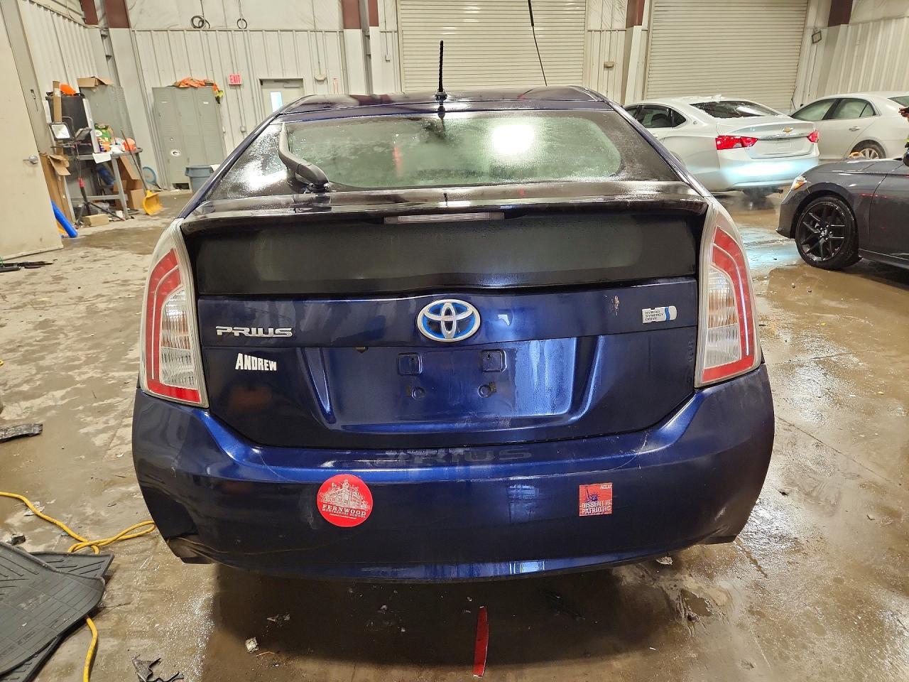 2013 Toyota Prius - Фото 6