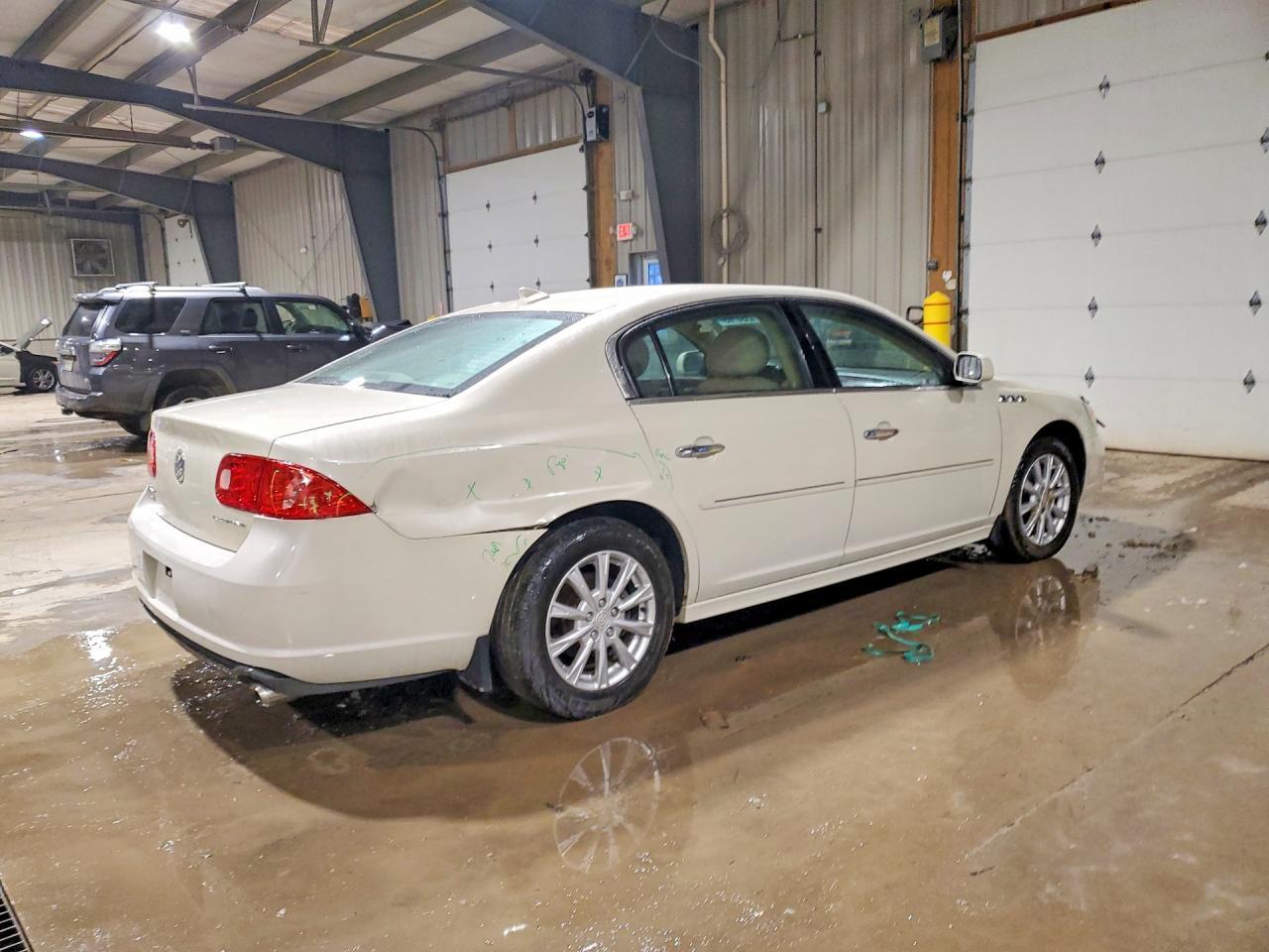 2011 Buick Lucerne Cx - Фото 3
