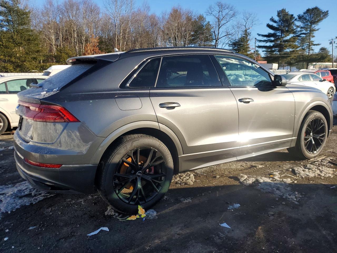 2020 Audi Q8 Premium - Фото 3