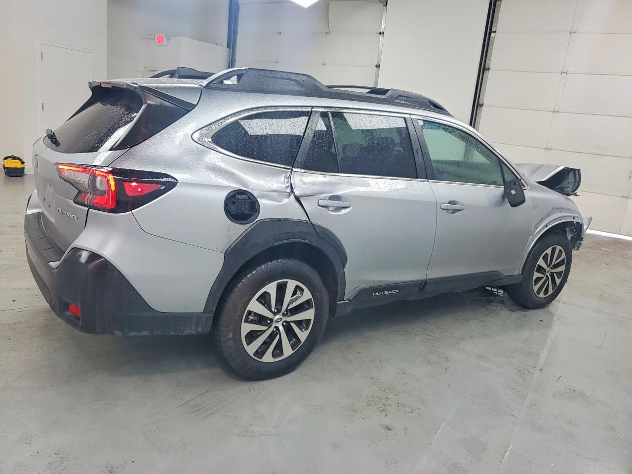 2025 Subaru Outback Premium - Фото 3
