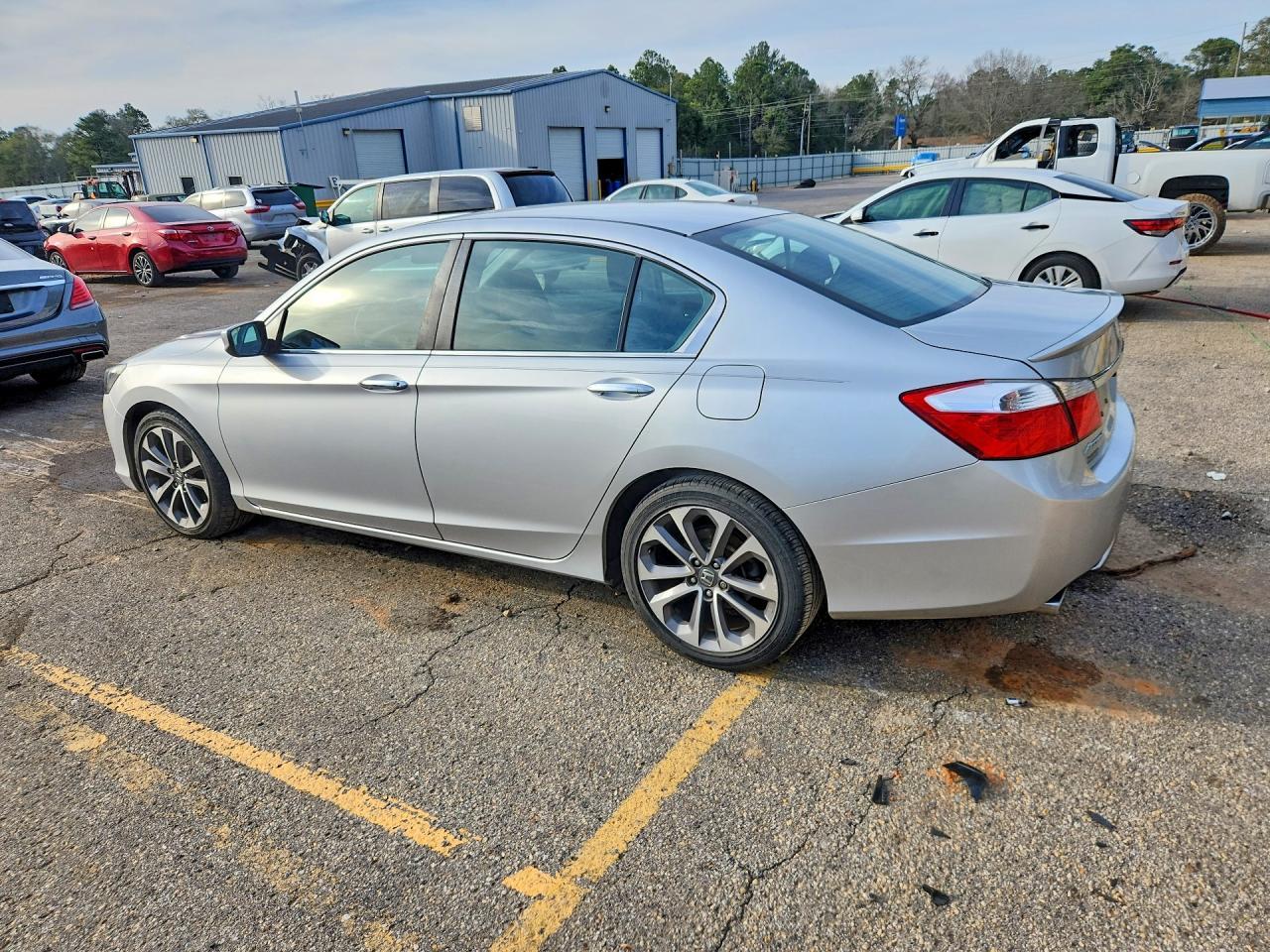 2013 Honda Accord Sport - Image 2