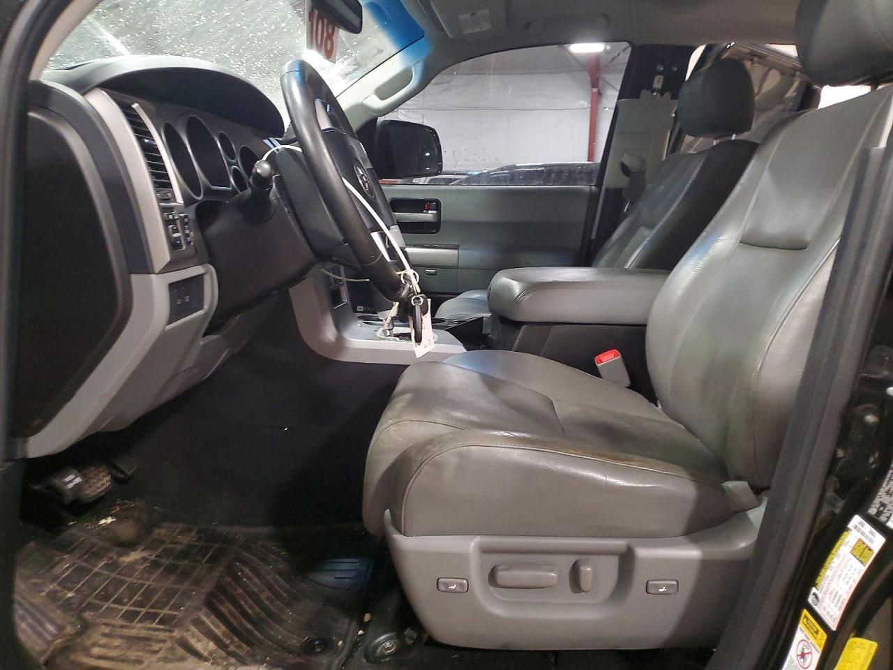 2015 Toyota Sequoia Limited - Фото 7