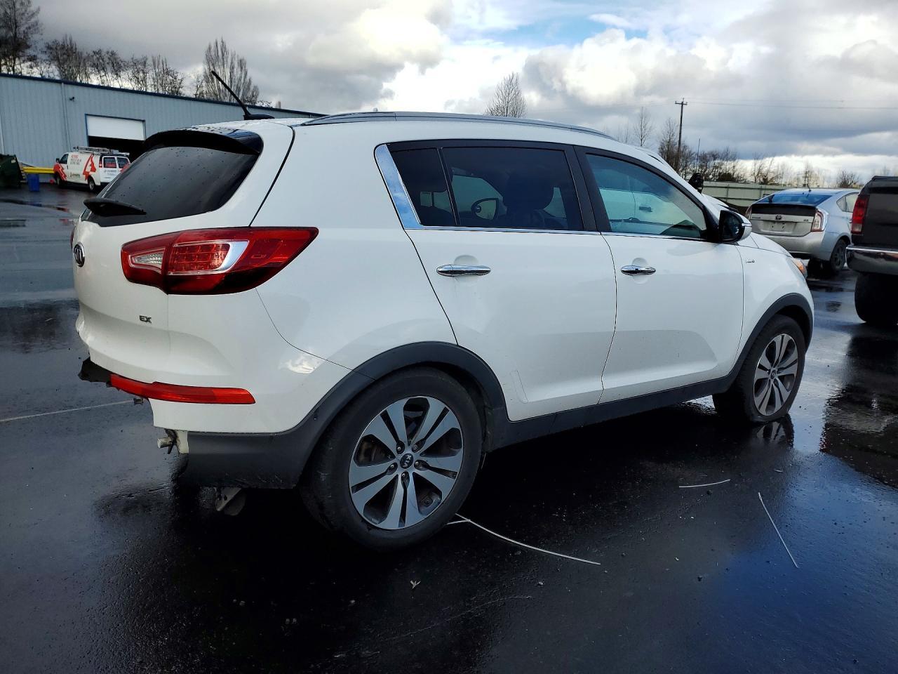 2012 Kia Sportage Ex - Image 3