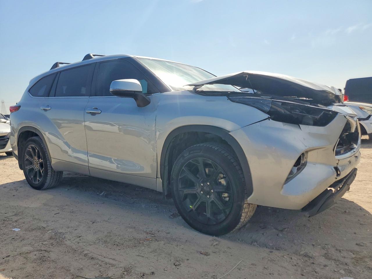 2023 Toyota Highlander L - Фото 4