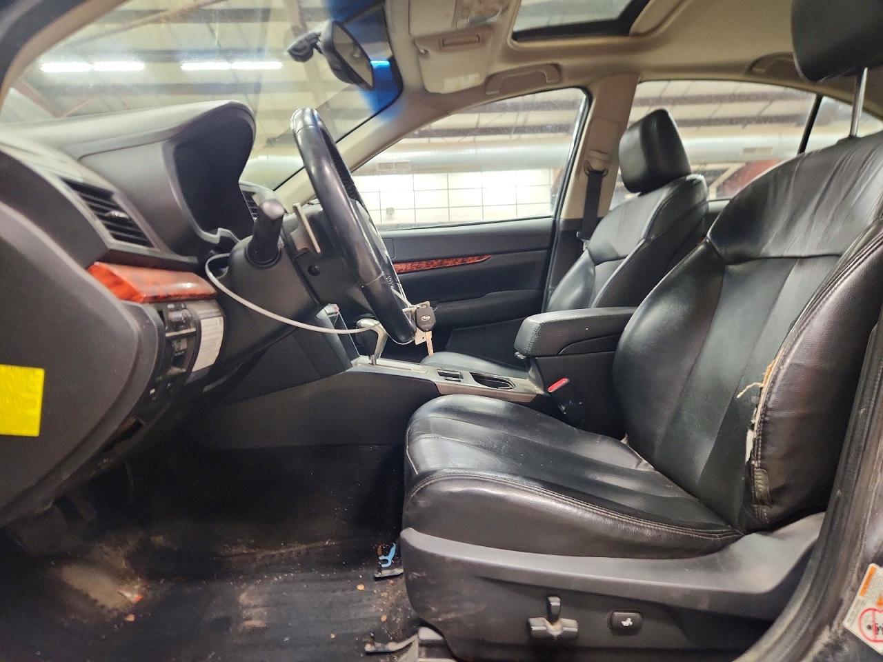 2011 Subaru Legacy 3.6R Limited - Image 7