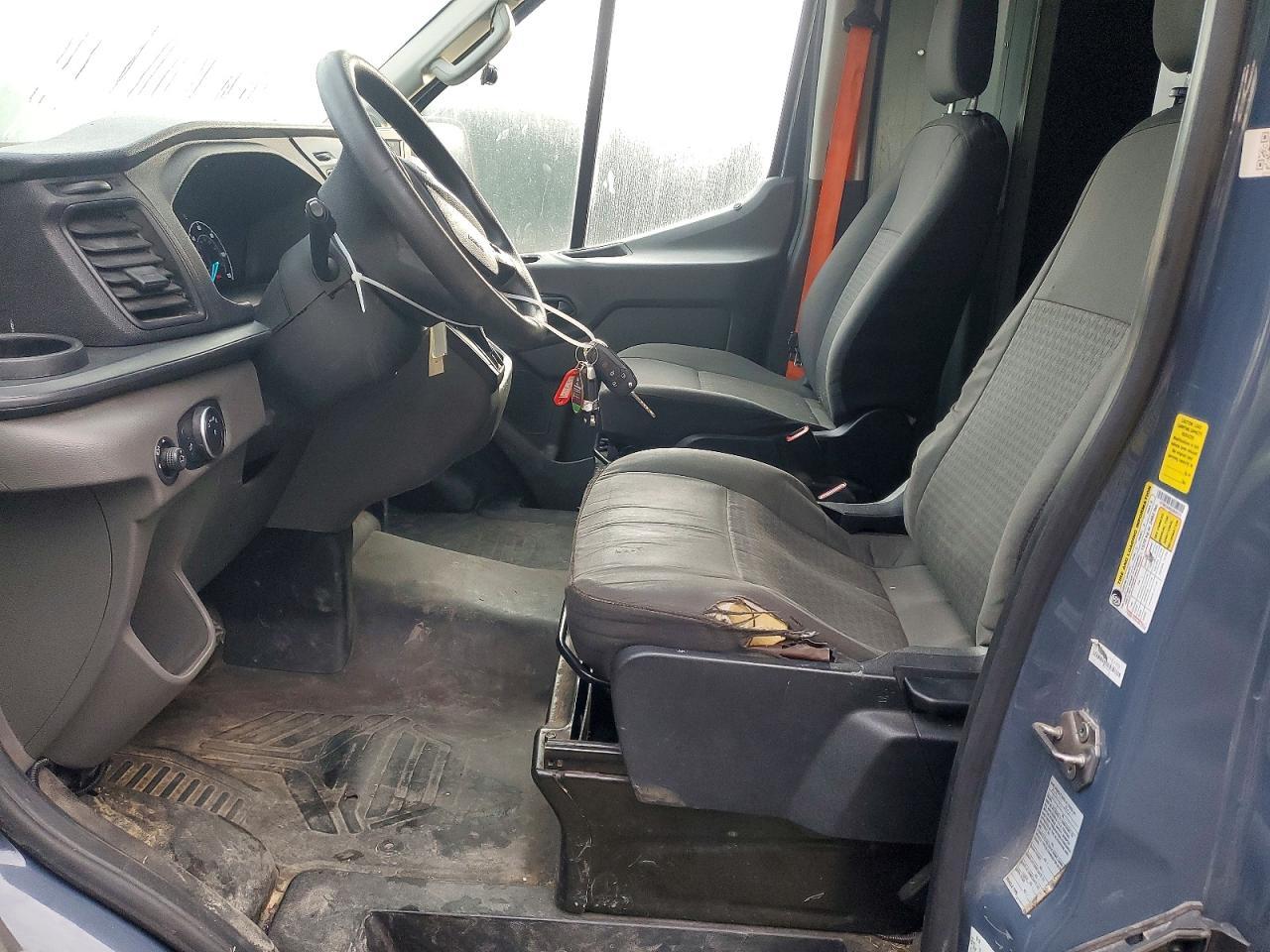 2020 Ford Transit 250 Delivery Van - Фото 7