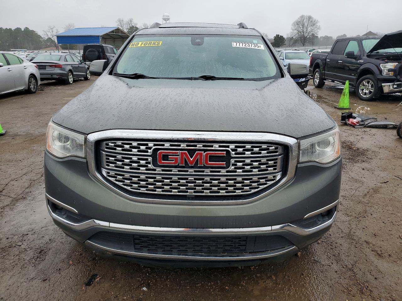 2017 GMC Acadia Denali - Фото 5