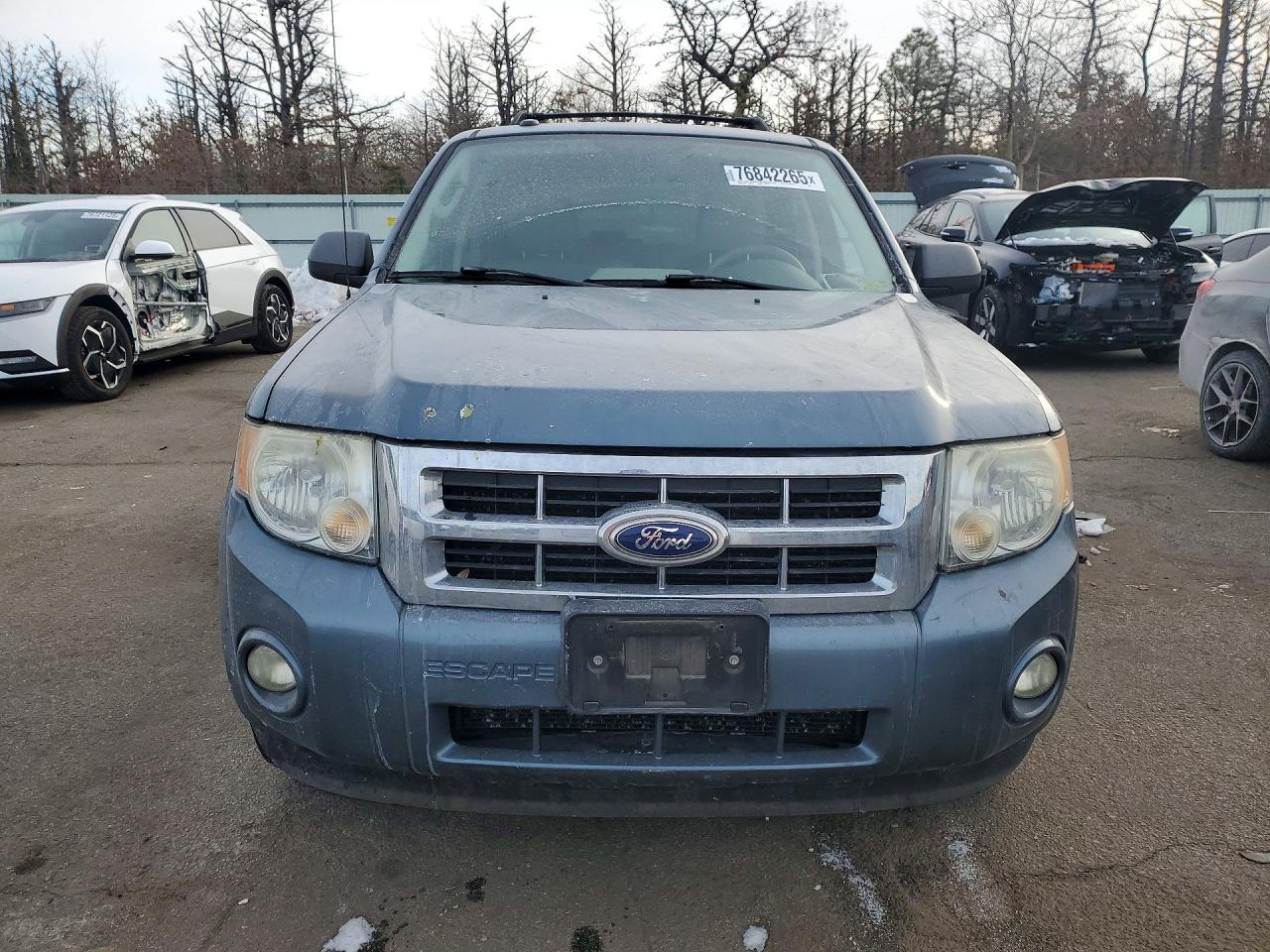 2011 Ford Escape - Фото 5