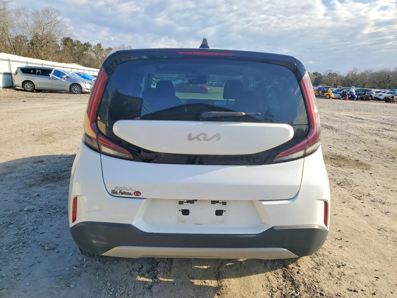 2023 Kia Soul Lx - Image 6