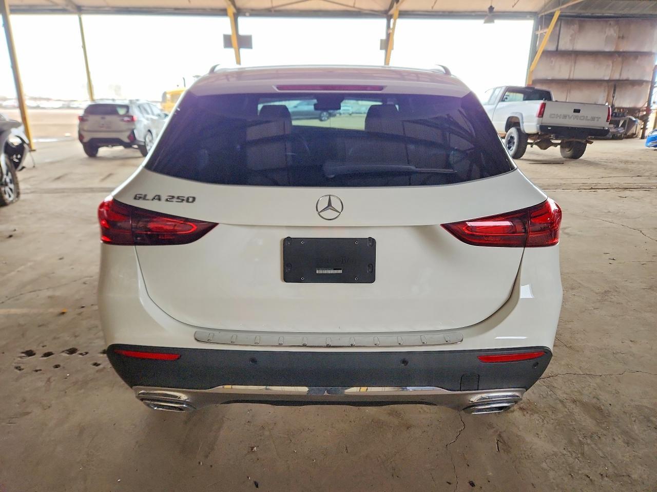 2025 Mercedes-Benz Gla 250 - Image 6