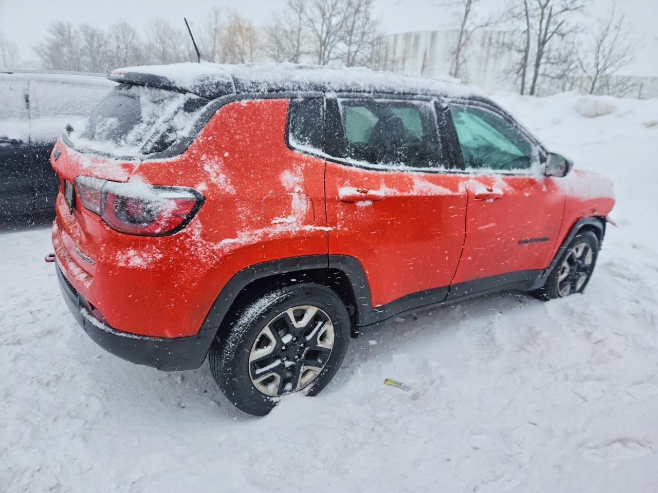 2018 Jeep Compass Trailhawk - Image 3