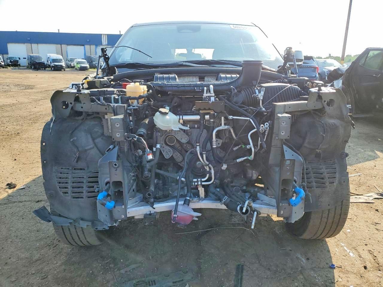 2022 Jeep Grand Cherokee Overland 4Xe - Image 5