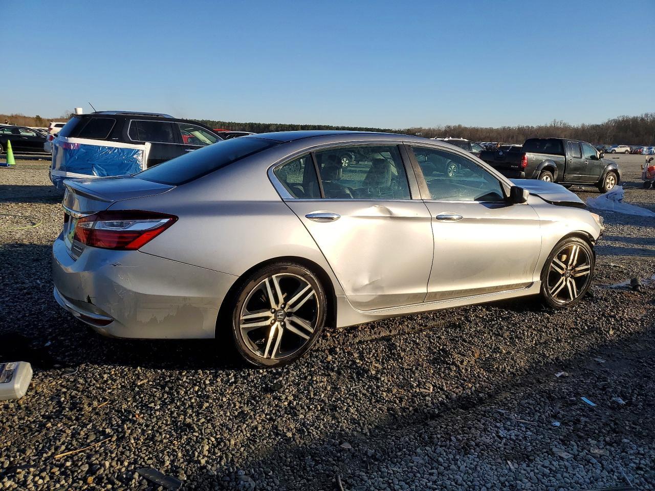 2017 Honda Accord Sport Special Edition - Фото 3