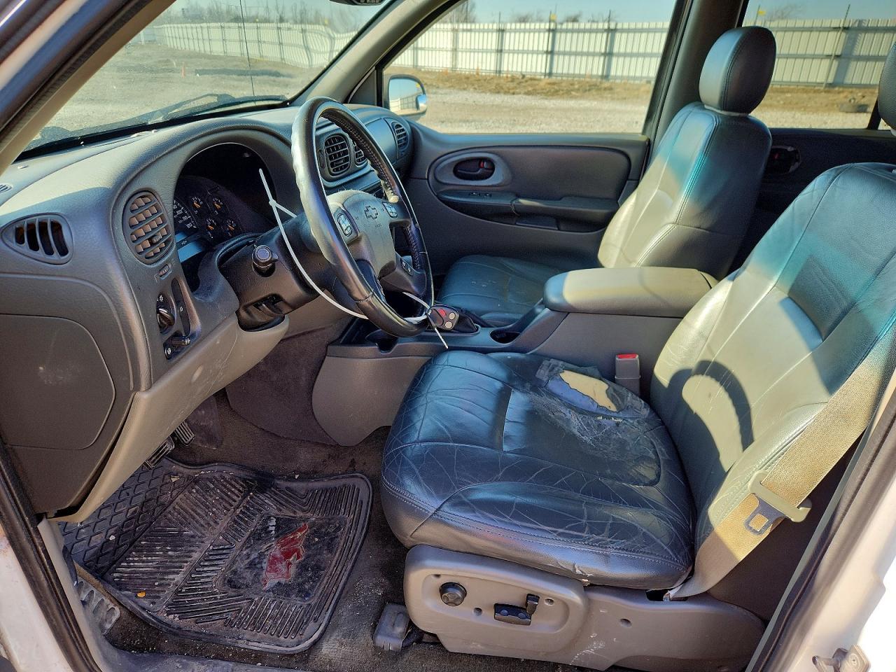 2002 Chev Trailblazer - Image 7