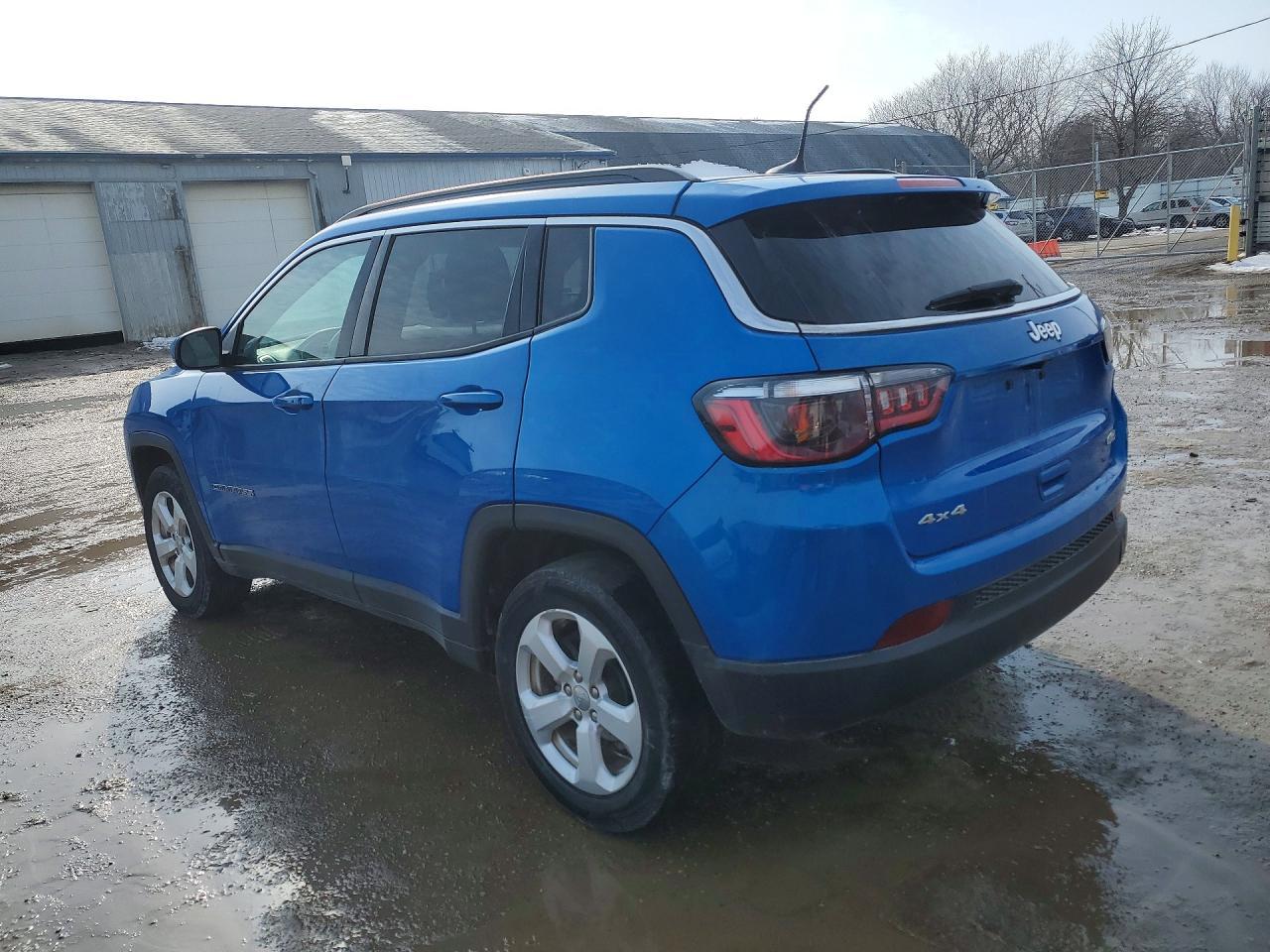 2017 Jeep Compass Latitude - Image 2
