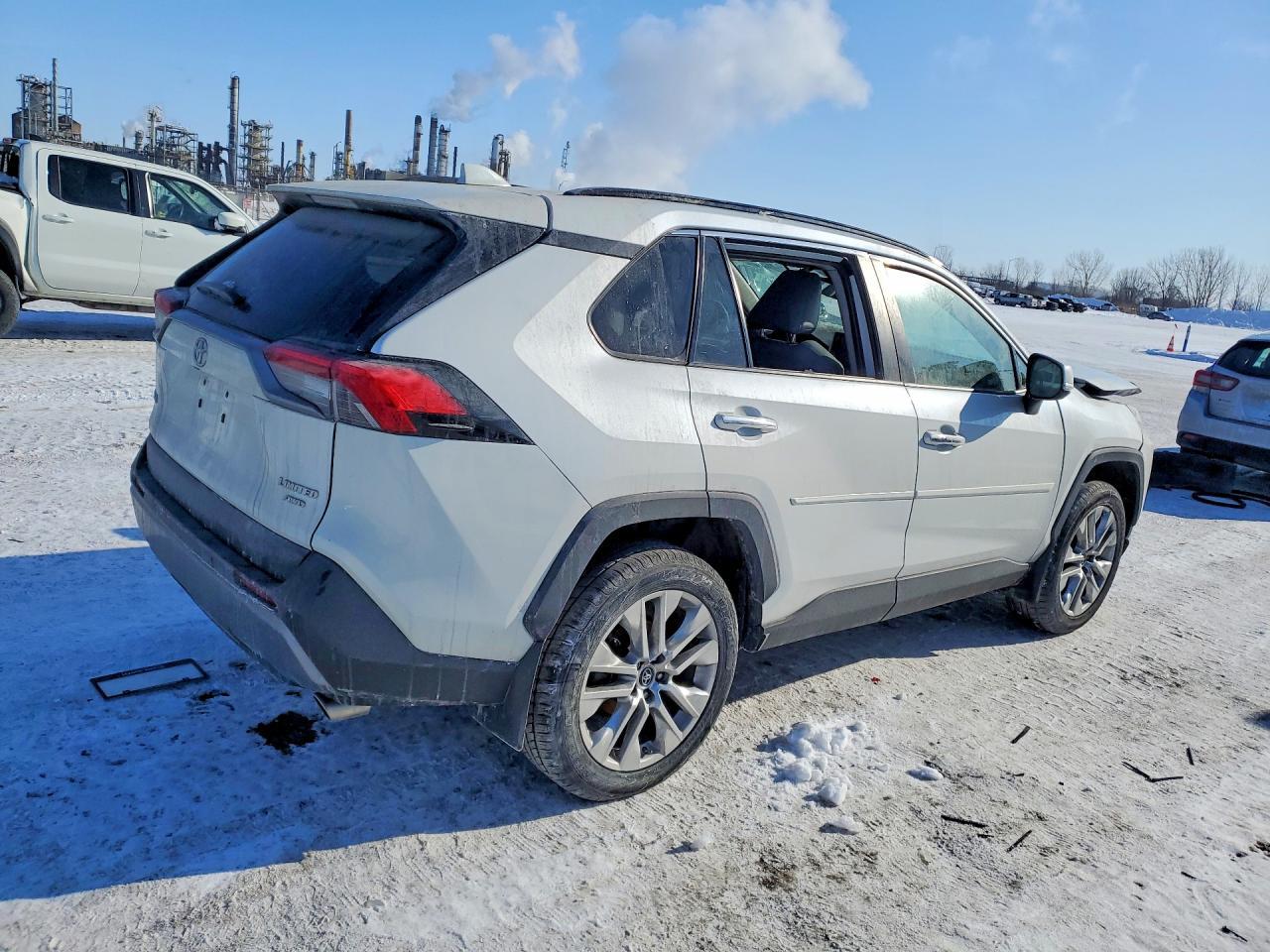 2019 Toyota Rav4 Limited - Image 3