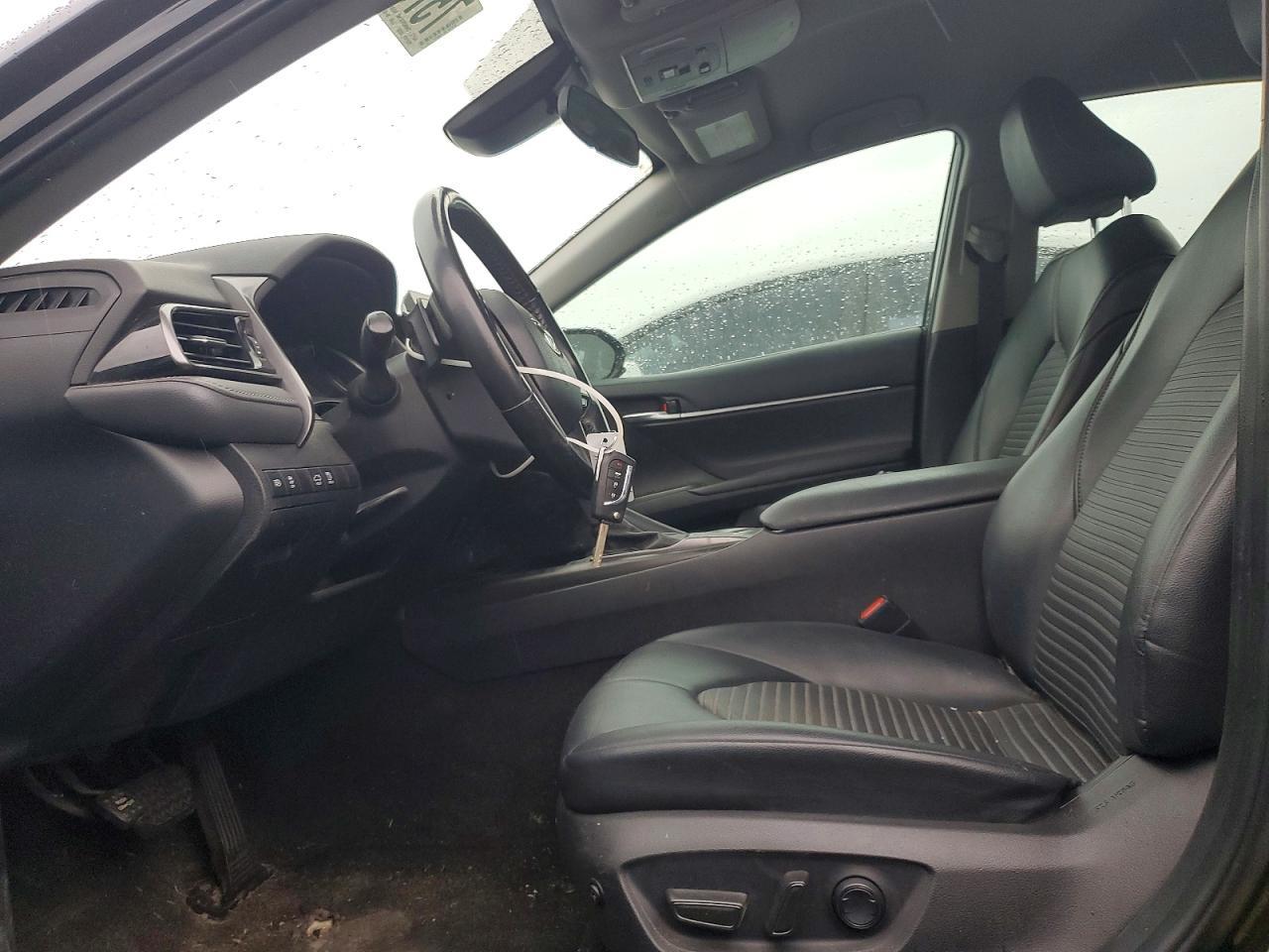 2021 Toyota Camry Se - Image 7