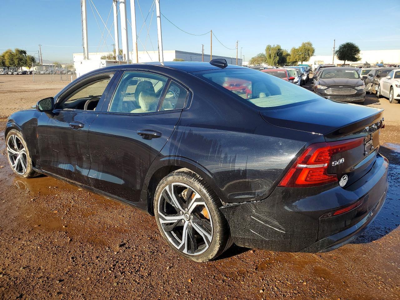 2024 Volvo S60 Plus - Фото 2