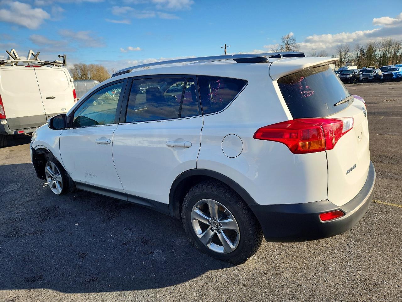 2015 Toyota Rav4 Xle - Image 2
