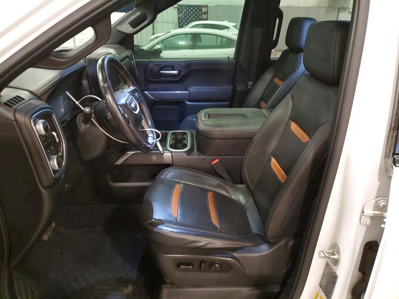 2020 GMC Sierra K2500 At4 - Фото 7