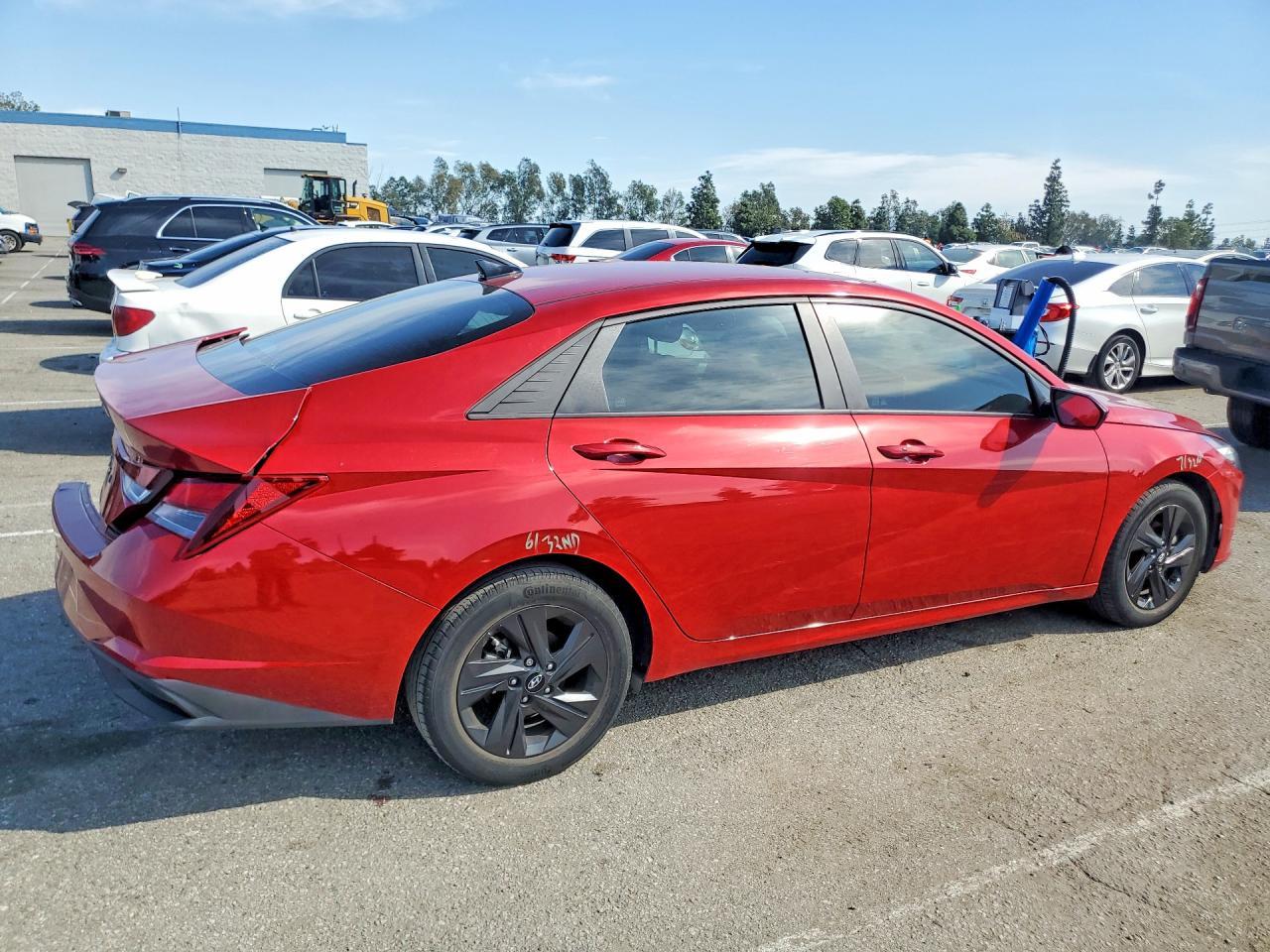 2022 Hyundai Elantra Sel - Image 3