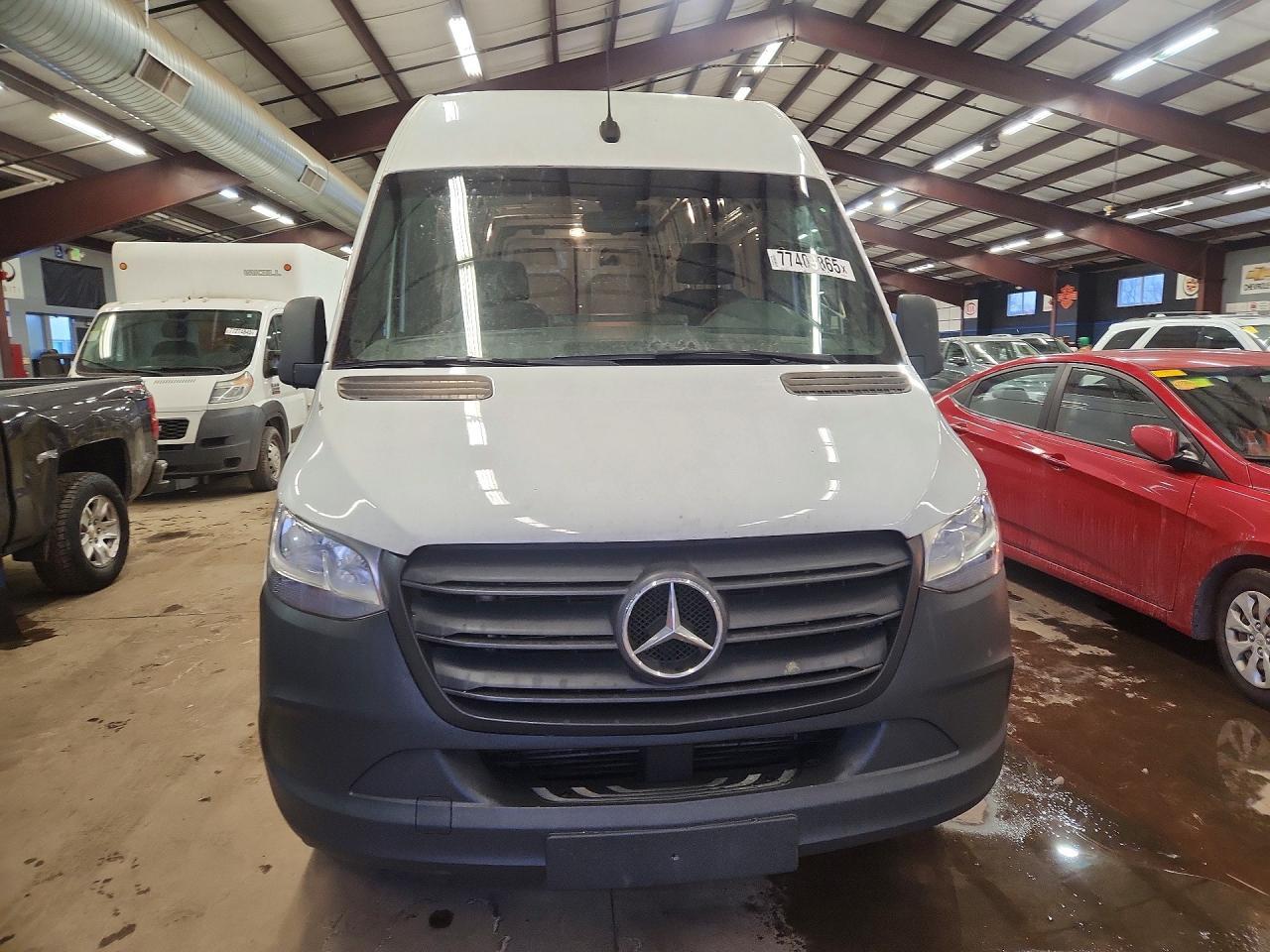2021 Mercedes-Benz Sprinter 2500 - Image 5