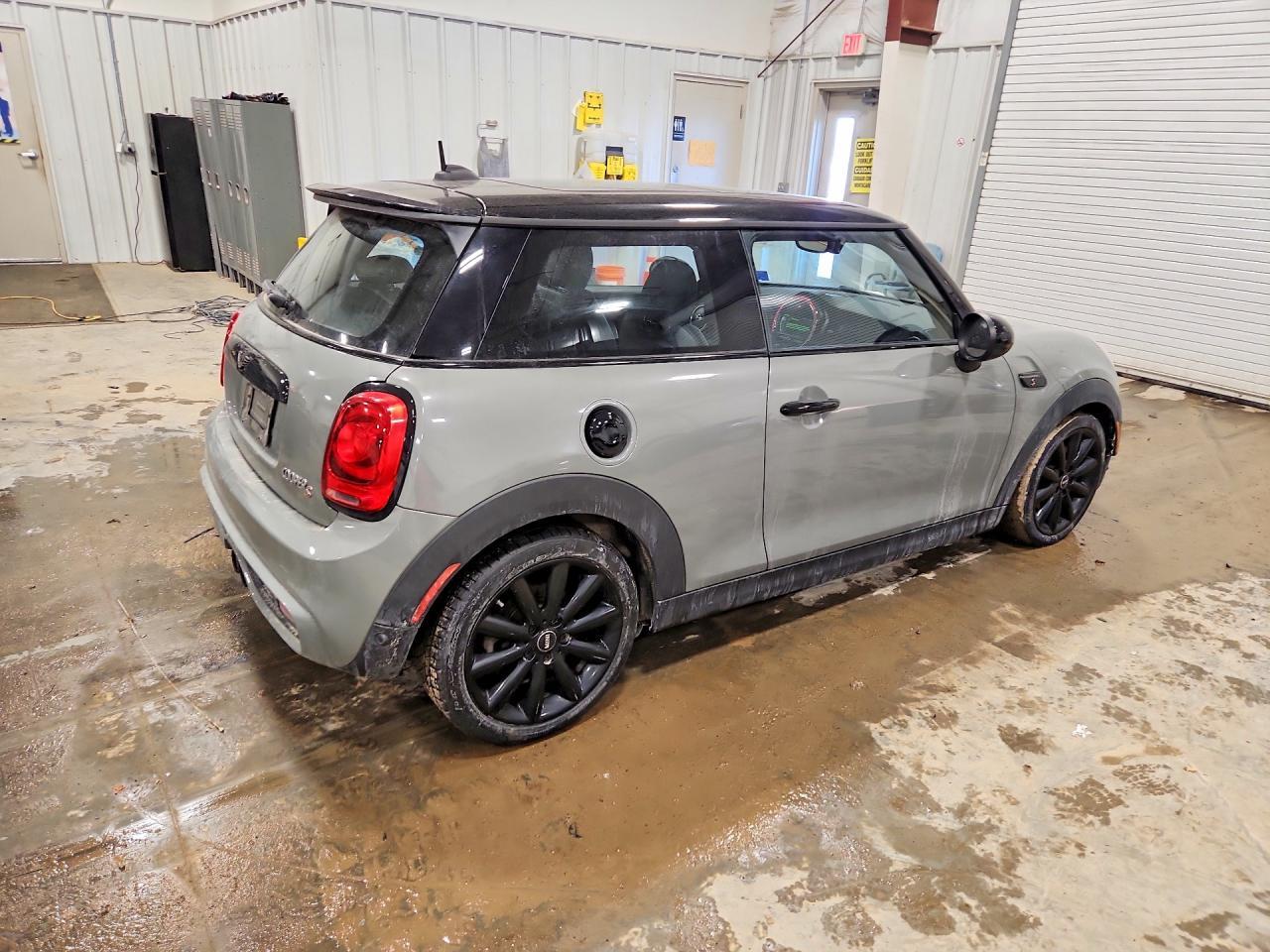 2018 Mini Cooper S - Image 3