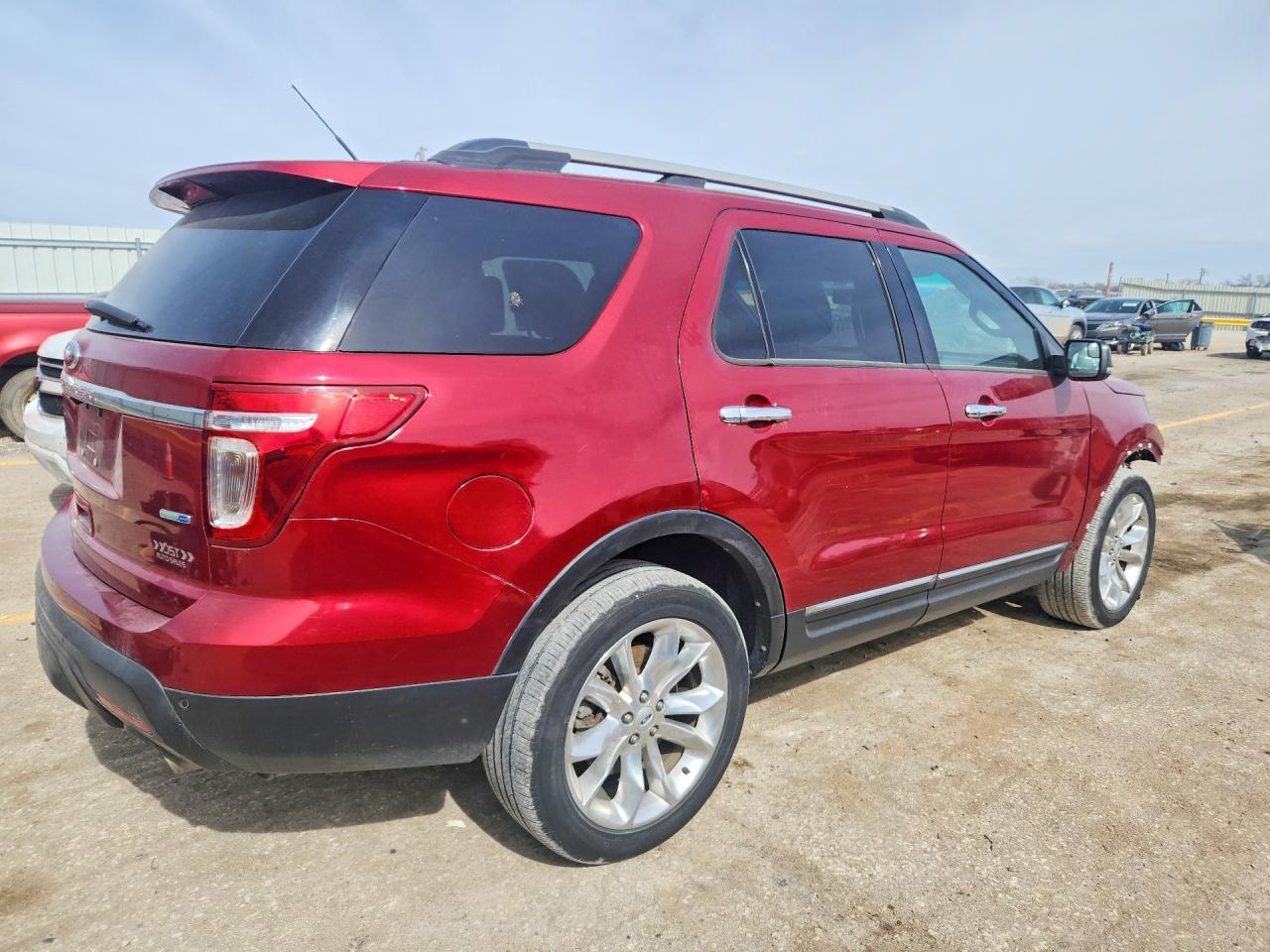 2014 Ford Explorer Xlt - Image 3