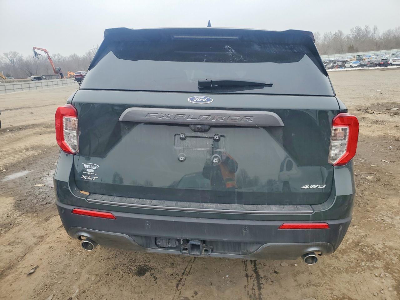 2024 Ford Explorer Xlt - Фото 6
