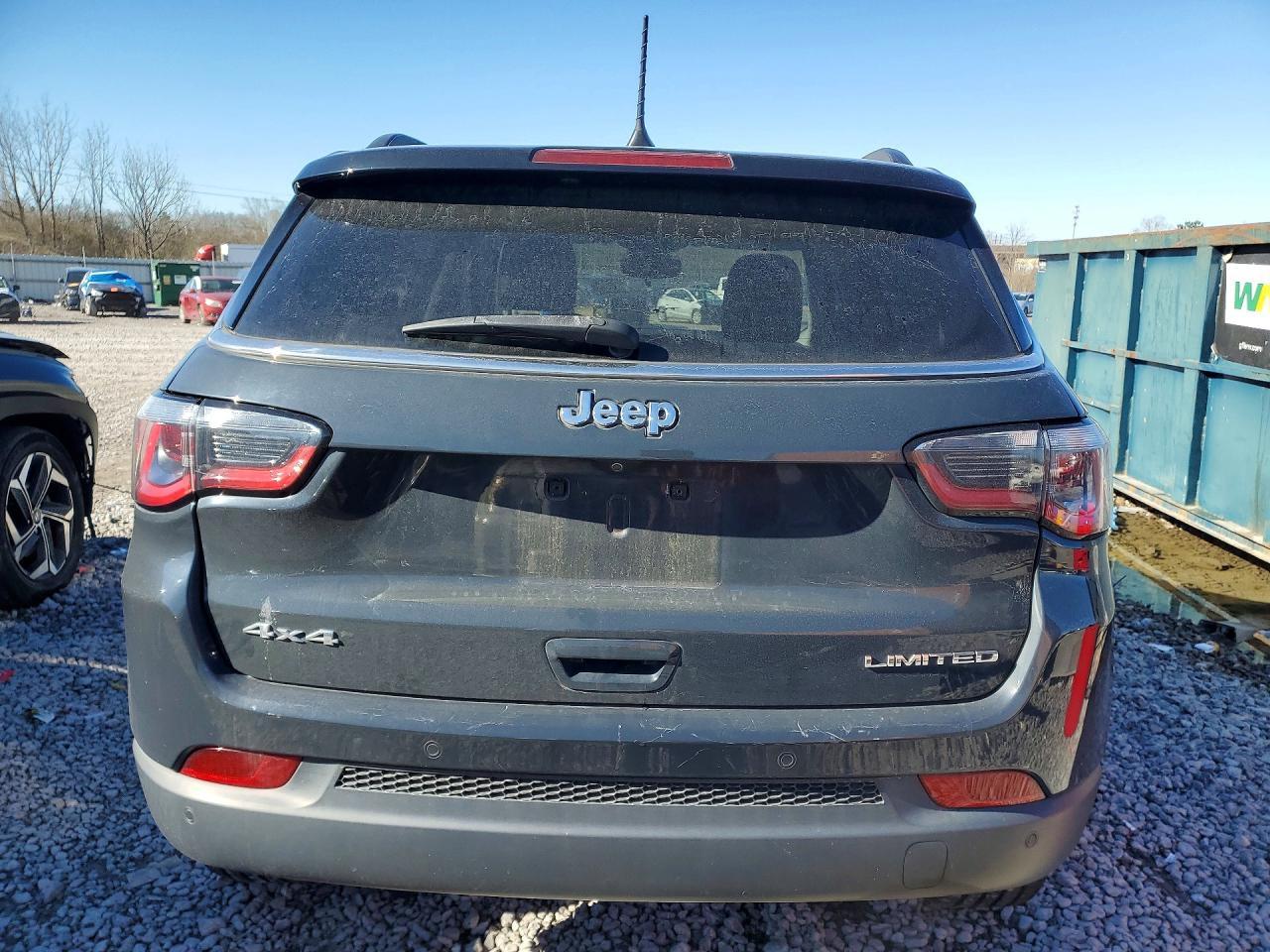 2017 Jeep Compass Limited - Image 6