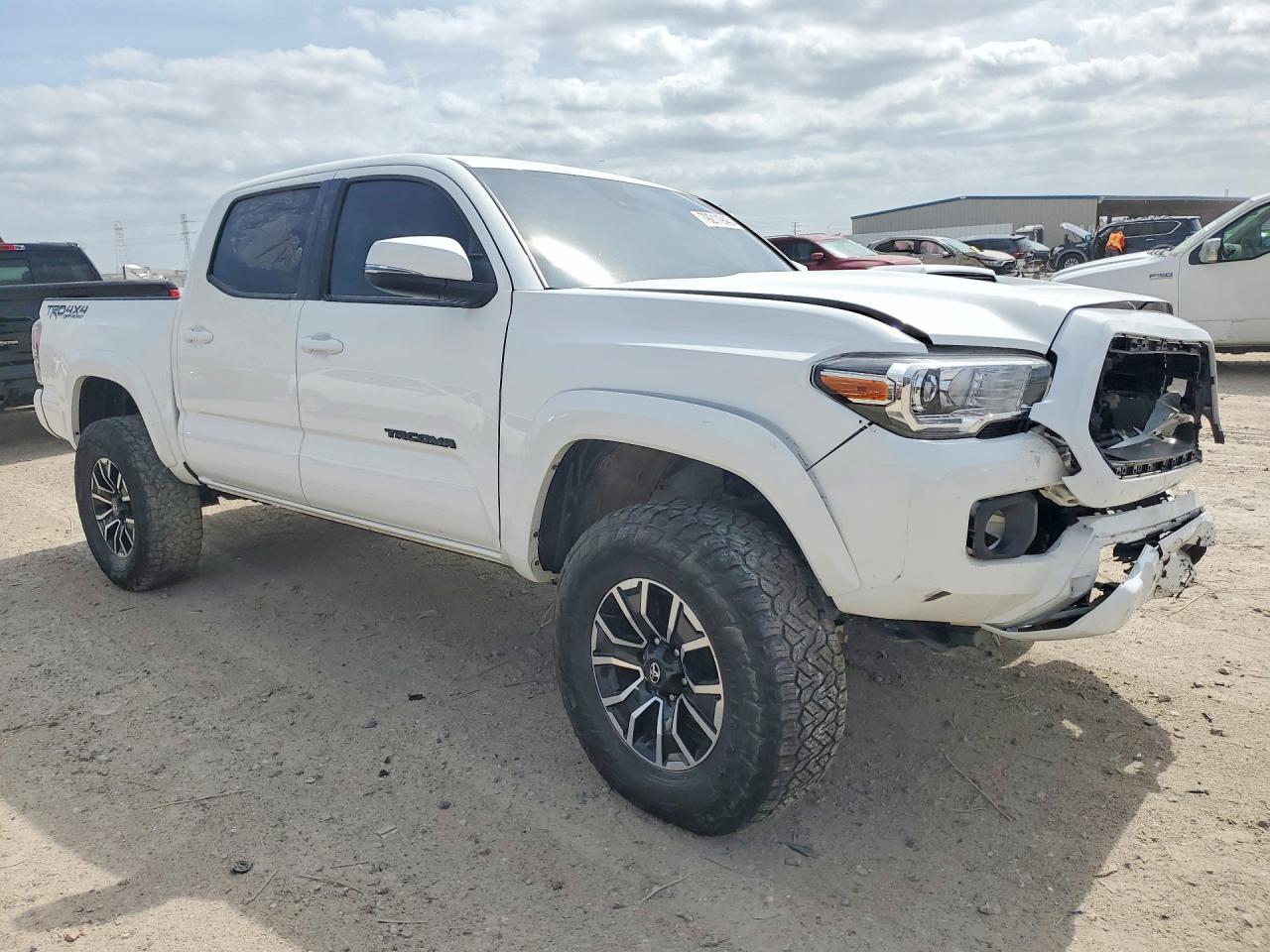 2023 Toyota Tacoma Double Cab - 4X4 - Фото 4