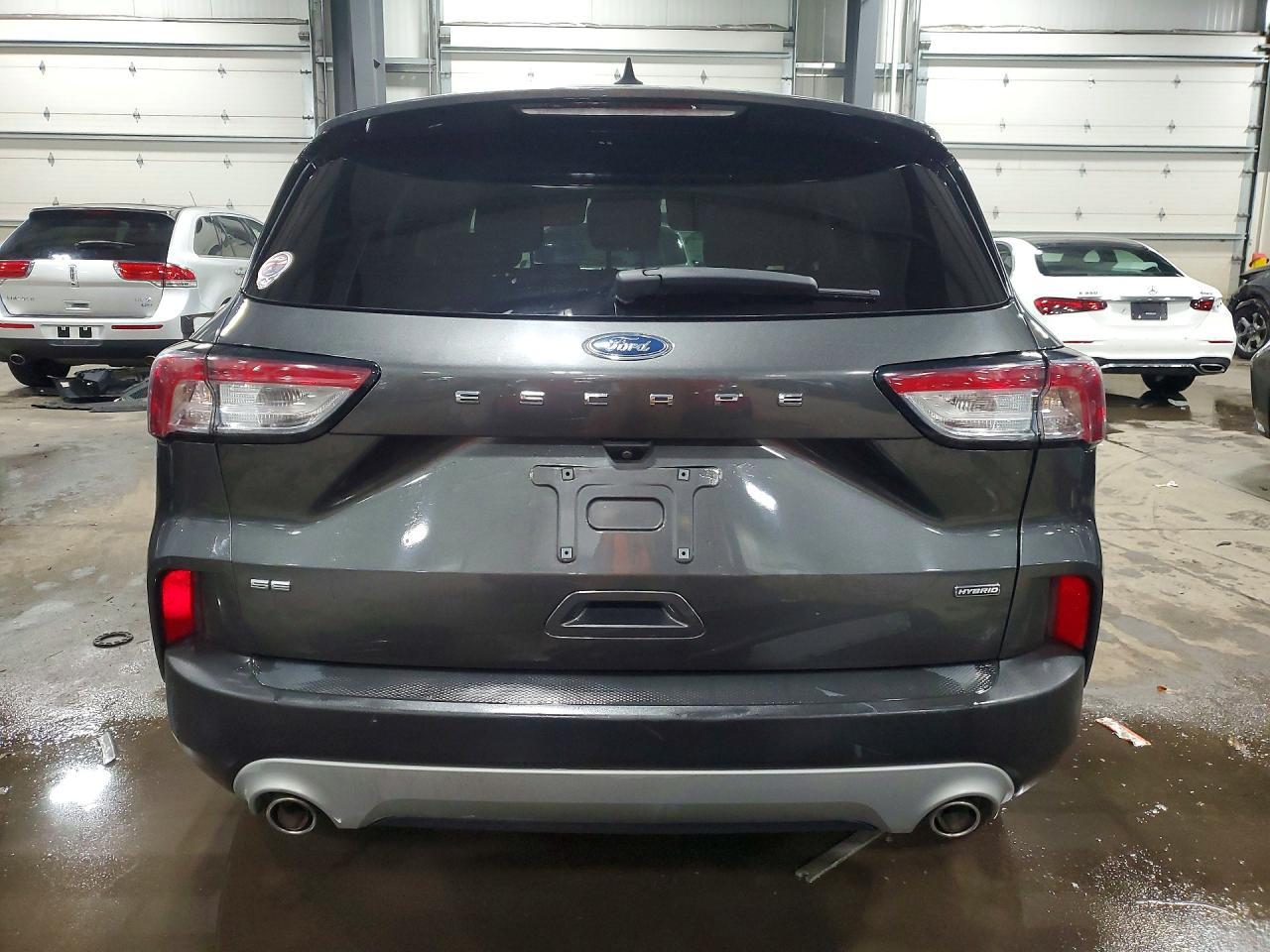 2020 Ford Escape Se Sport - Фото 6