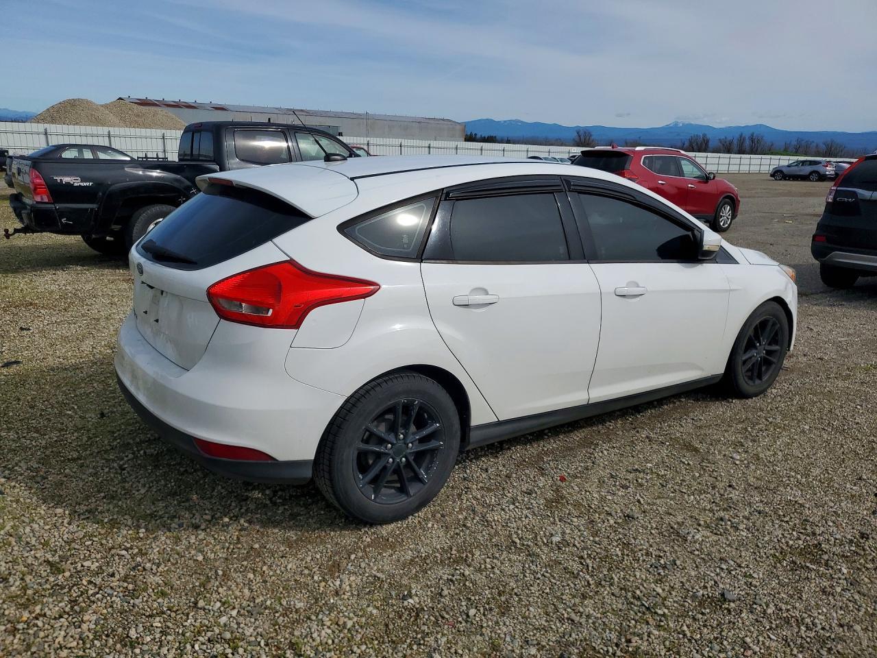 2015 Ford Focus Se - Фото 3