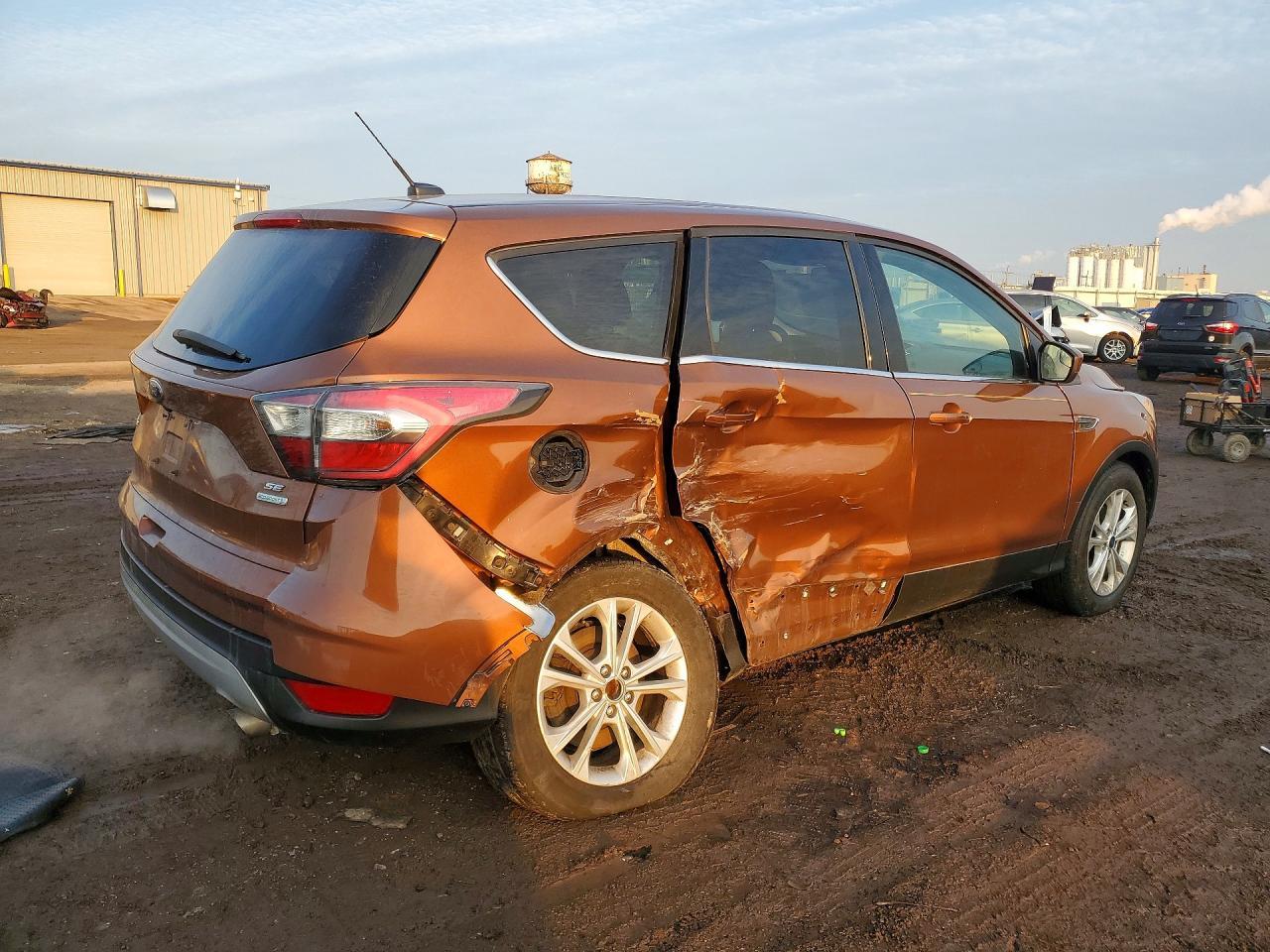 2017 Ford Escape Se - Фото 3