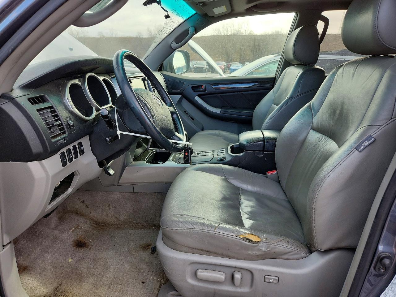 2005 Toyota 4Runner Limited - Image 7