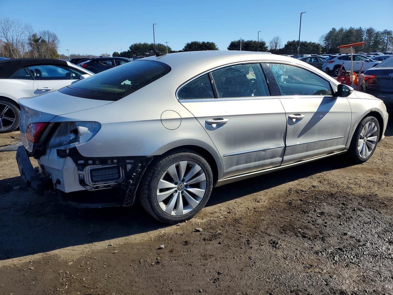 2010 Volkswagen Cc Sport - Image 3