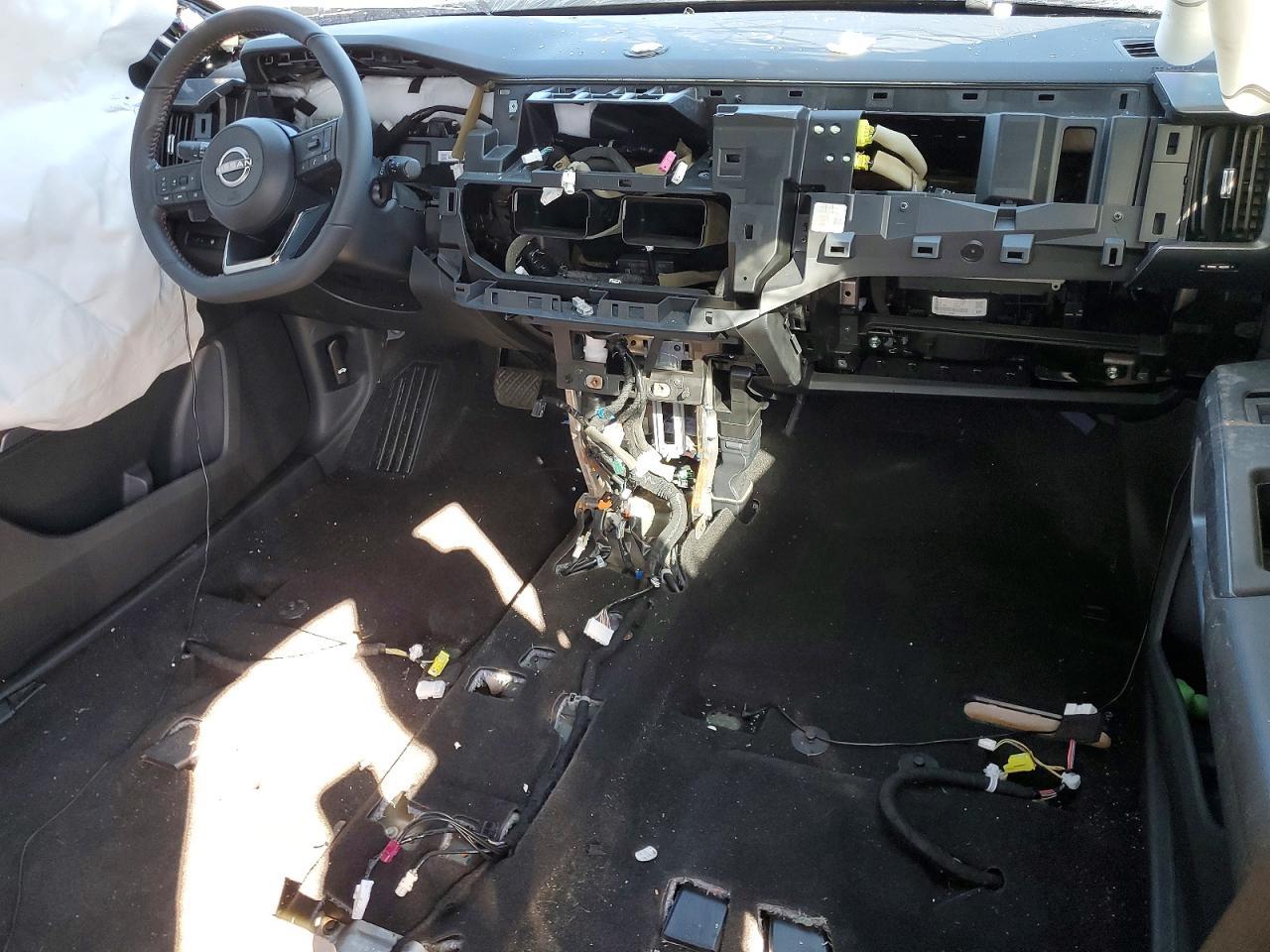 2023 Nissan Pathfinder Sv - Image 7