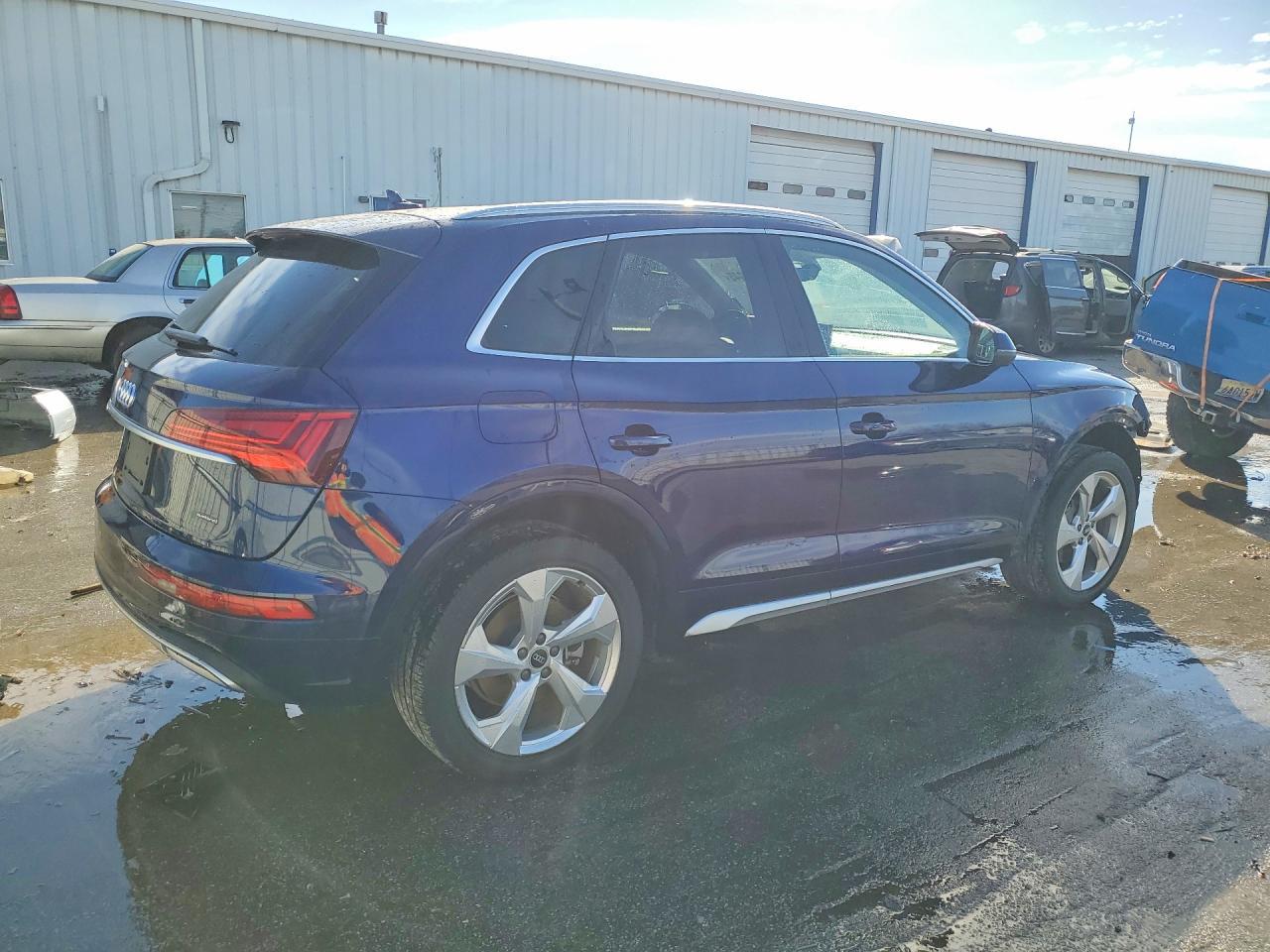 2021 Audi Q5 Premium Plus - Фото 3