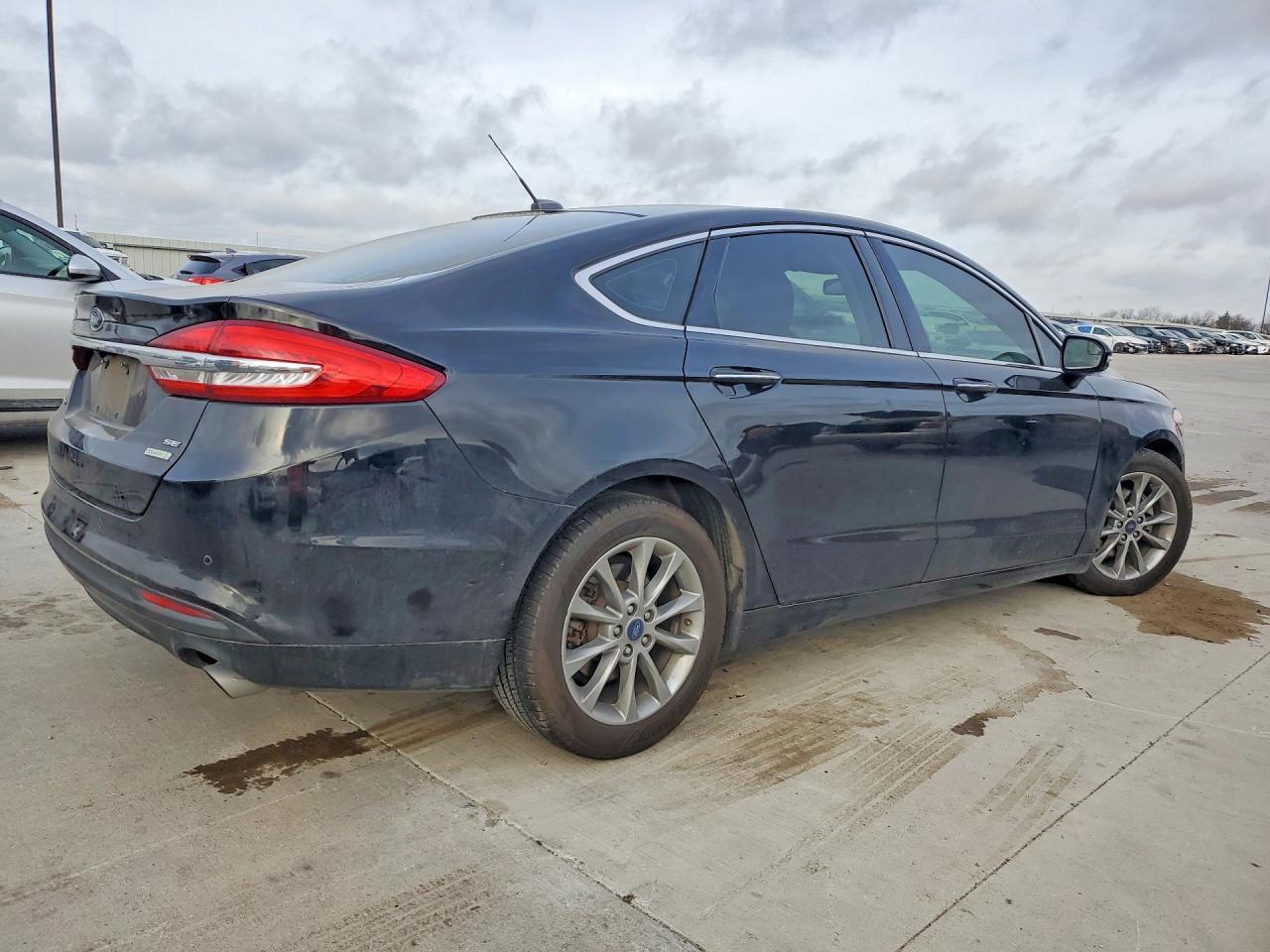 2017 Ford Fusion - Фото 3