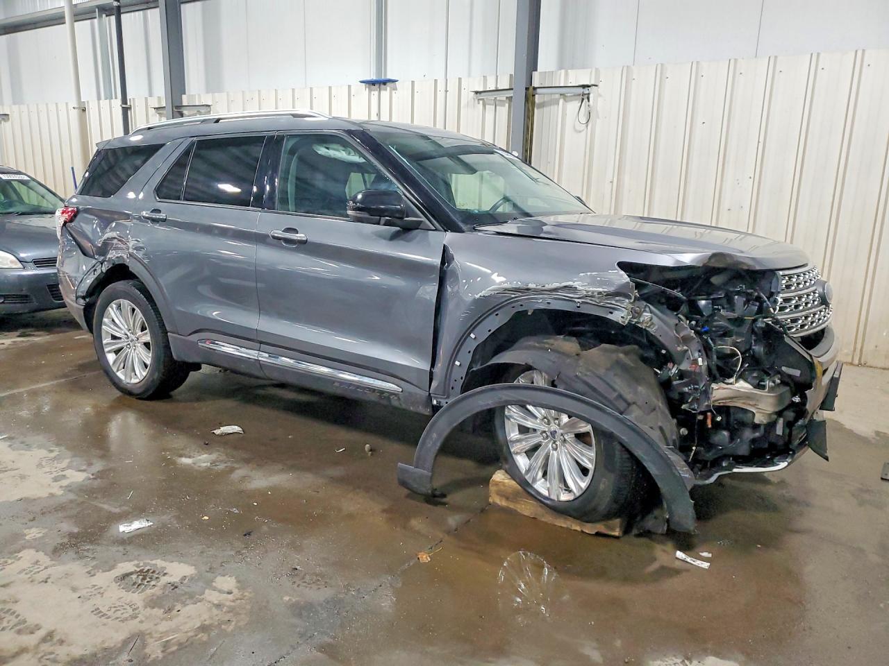 2021 Ford Explorer Limited - Фото 4