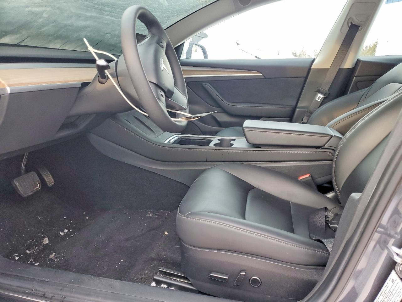 2023 Tesla Model 3 - Фото 7