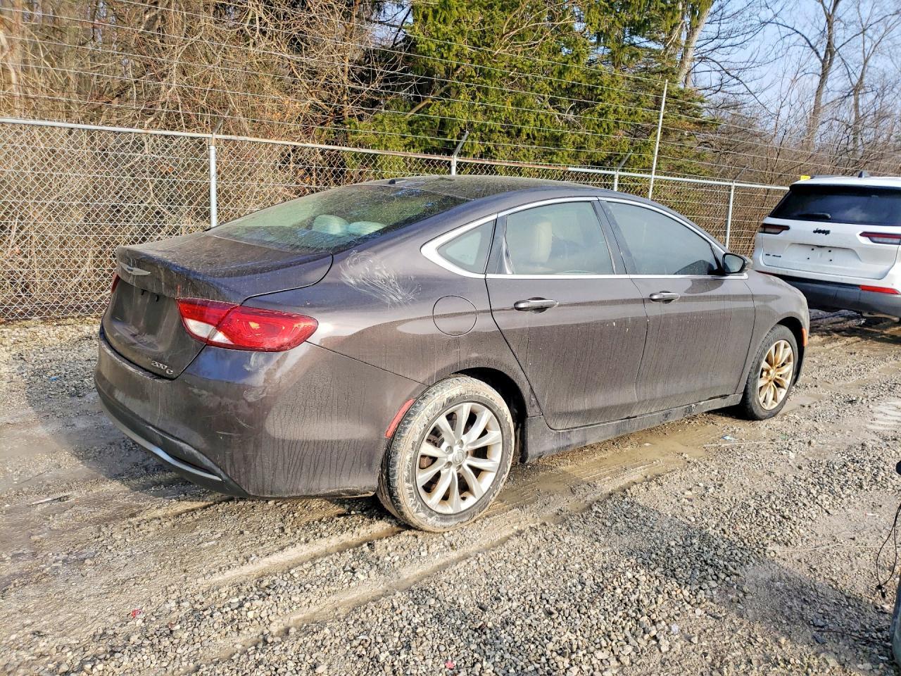2015 Chrysler 200 C - Image 3